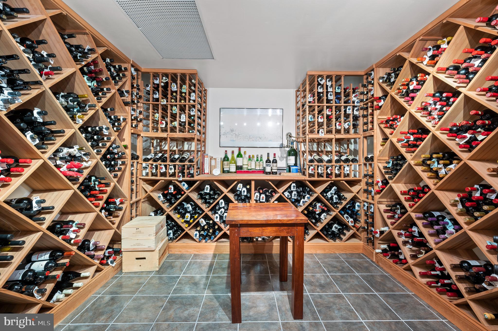 BROOKE FARM - Residential