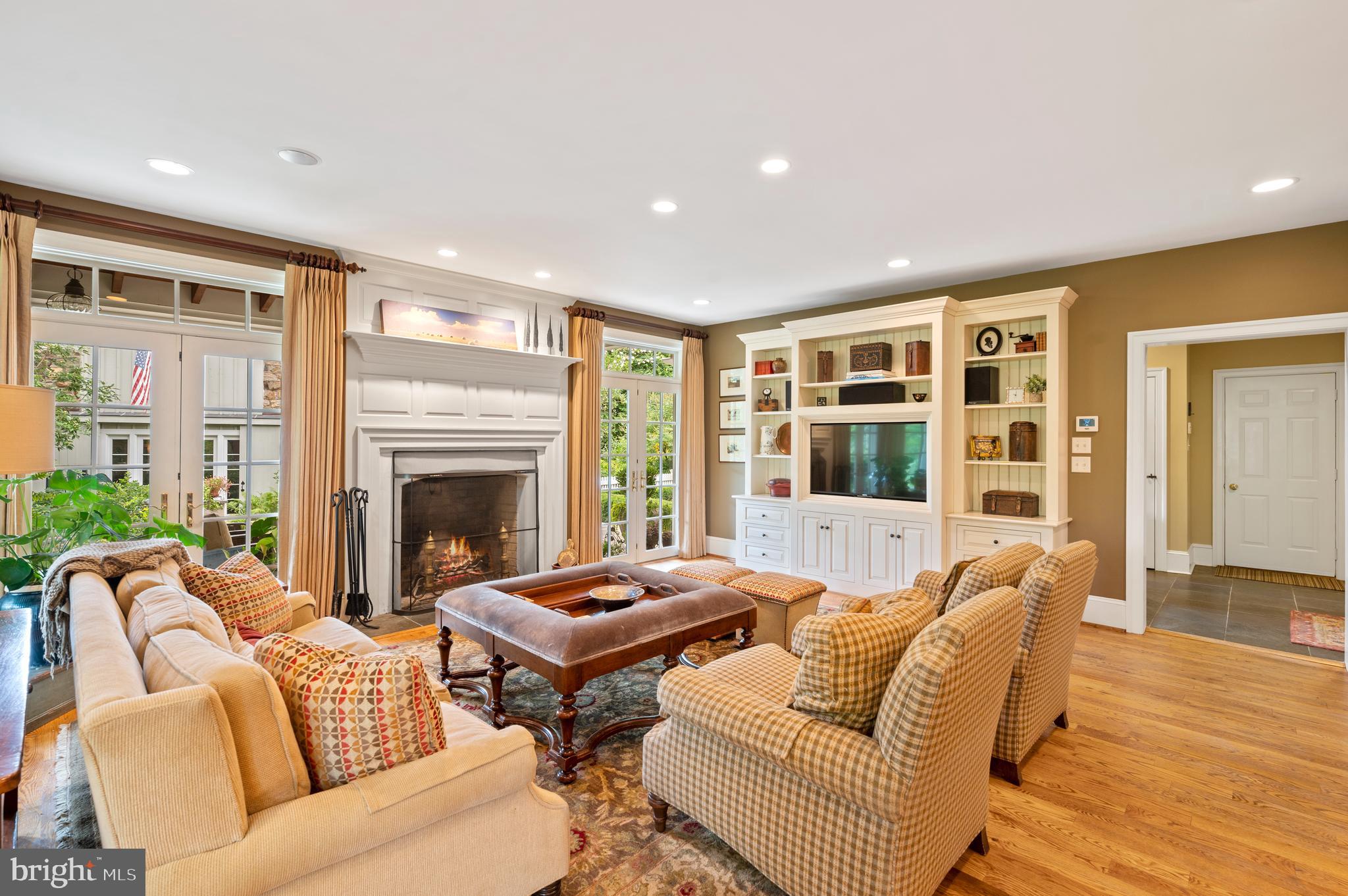 BROOKE FARM - Residential