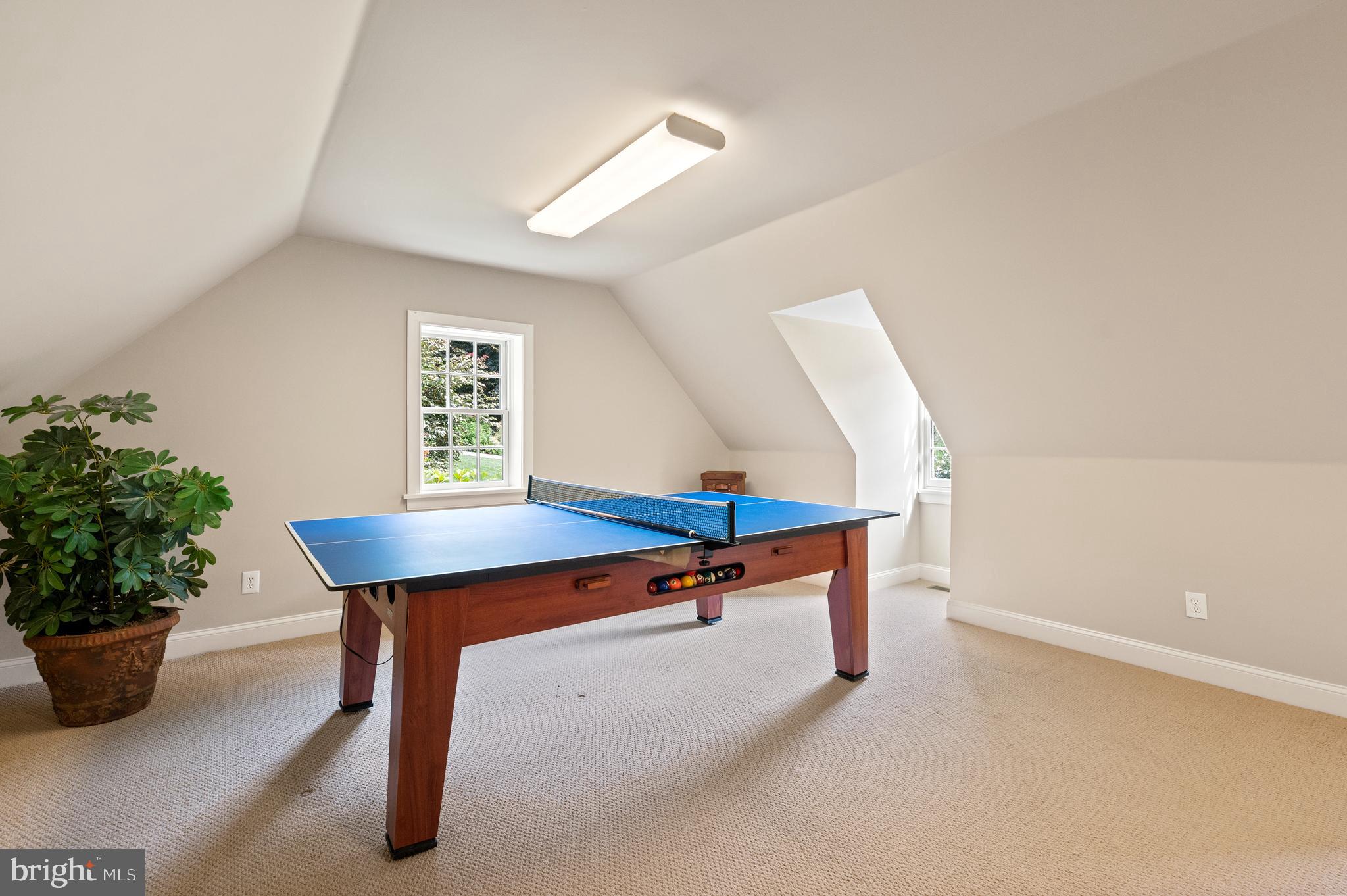 BROOKE FARM - Residential