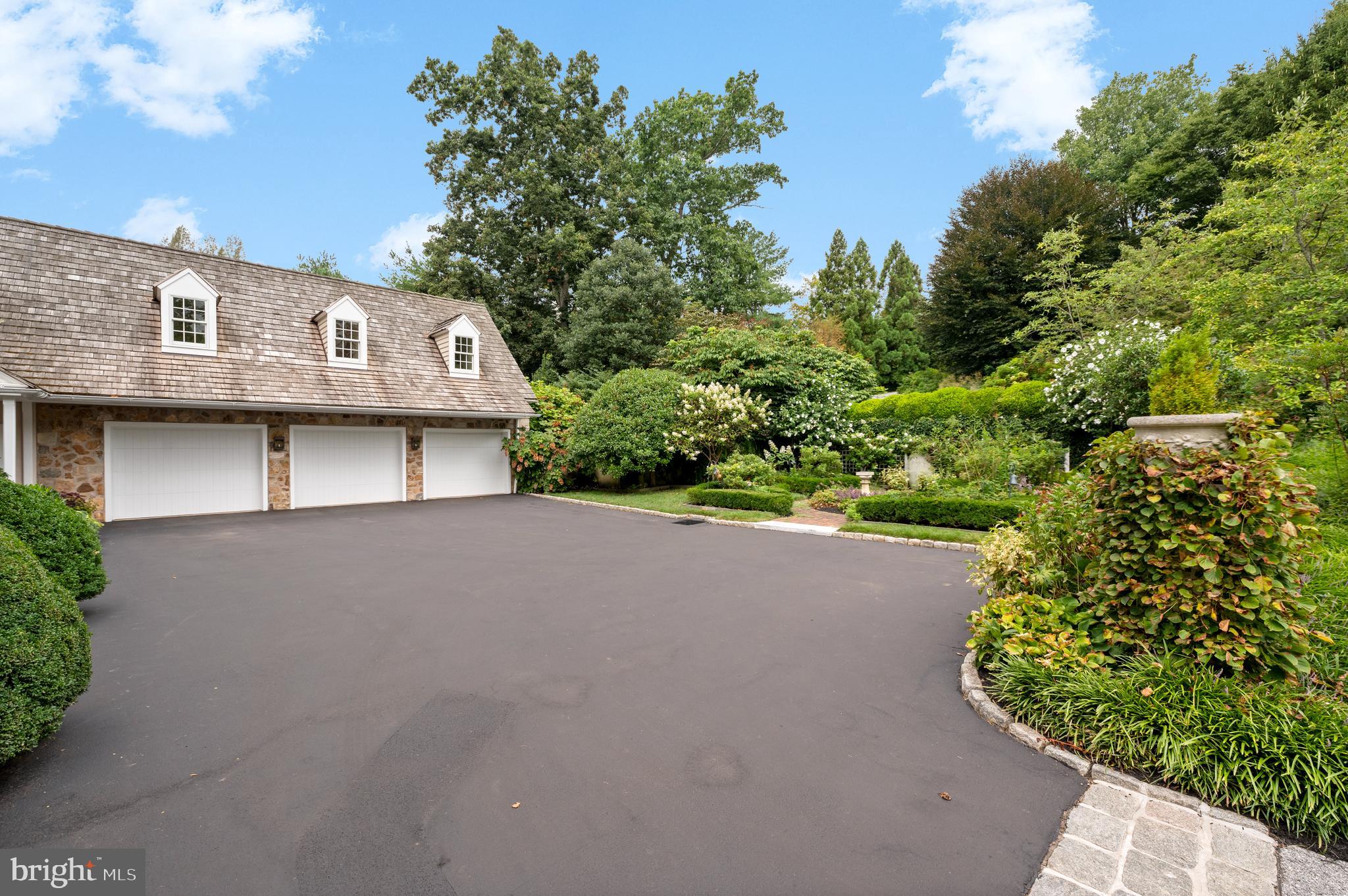 BROOKE FARM - Residential