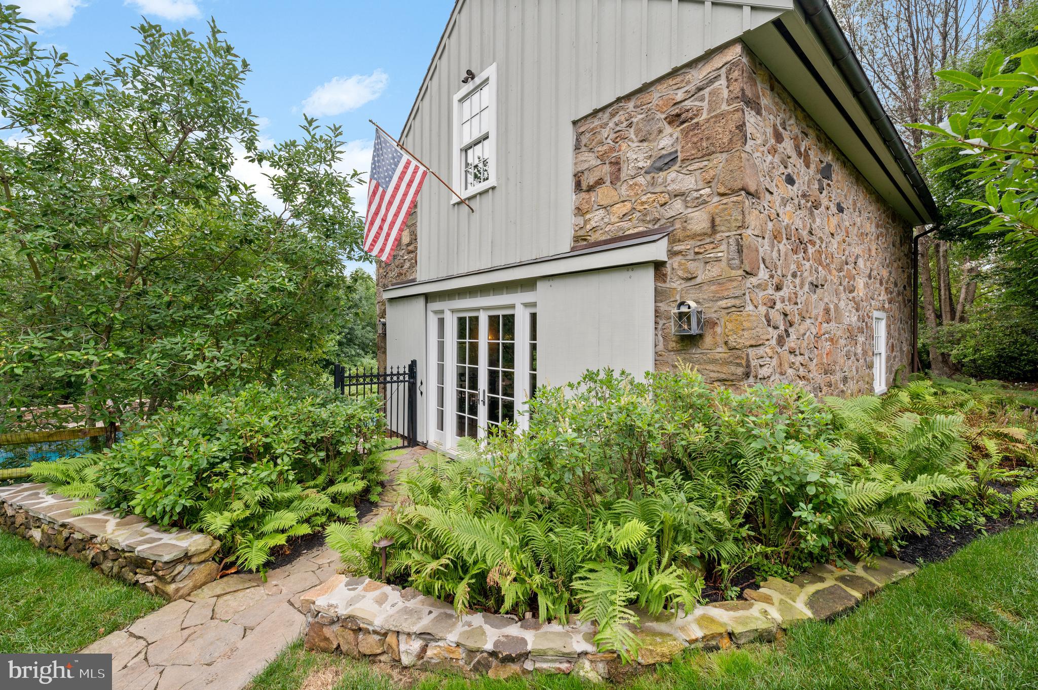 BROOKE FARM - Residential