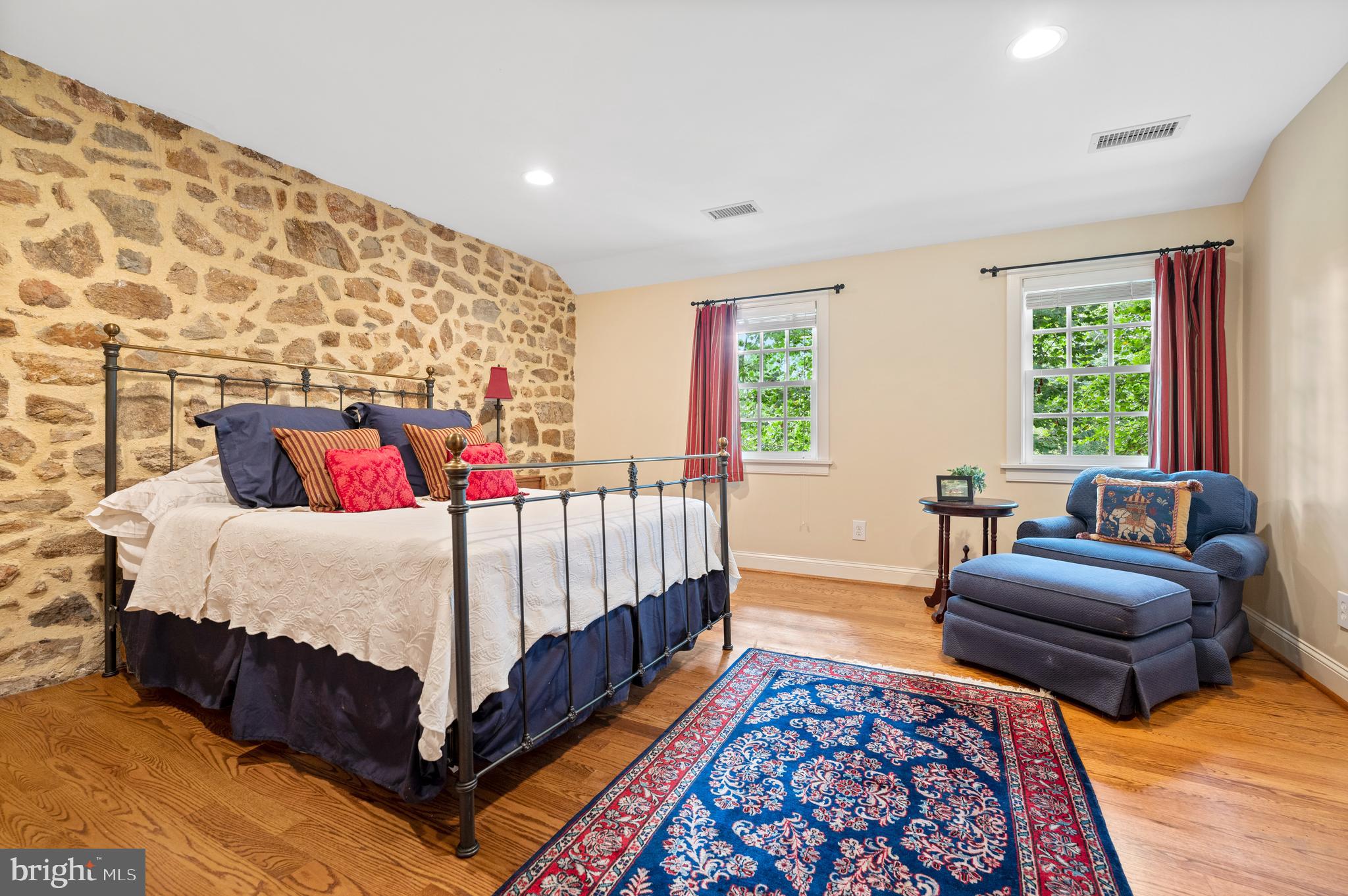 BROOKE FARM - Residential