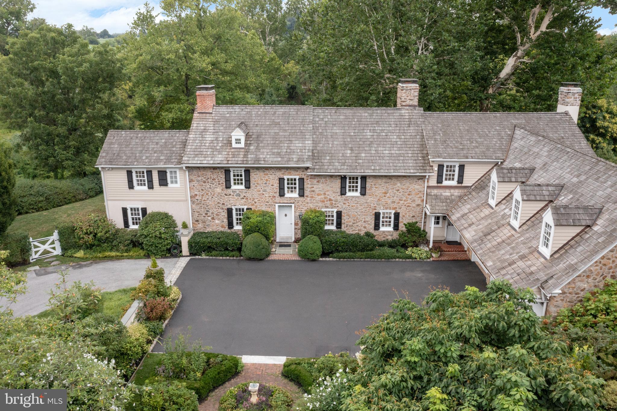 BROOKE FARM - Residential
