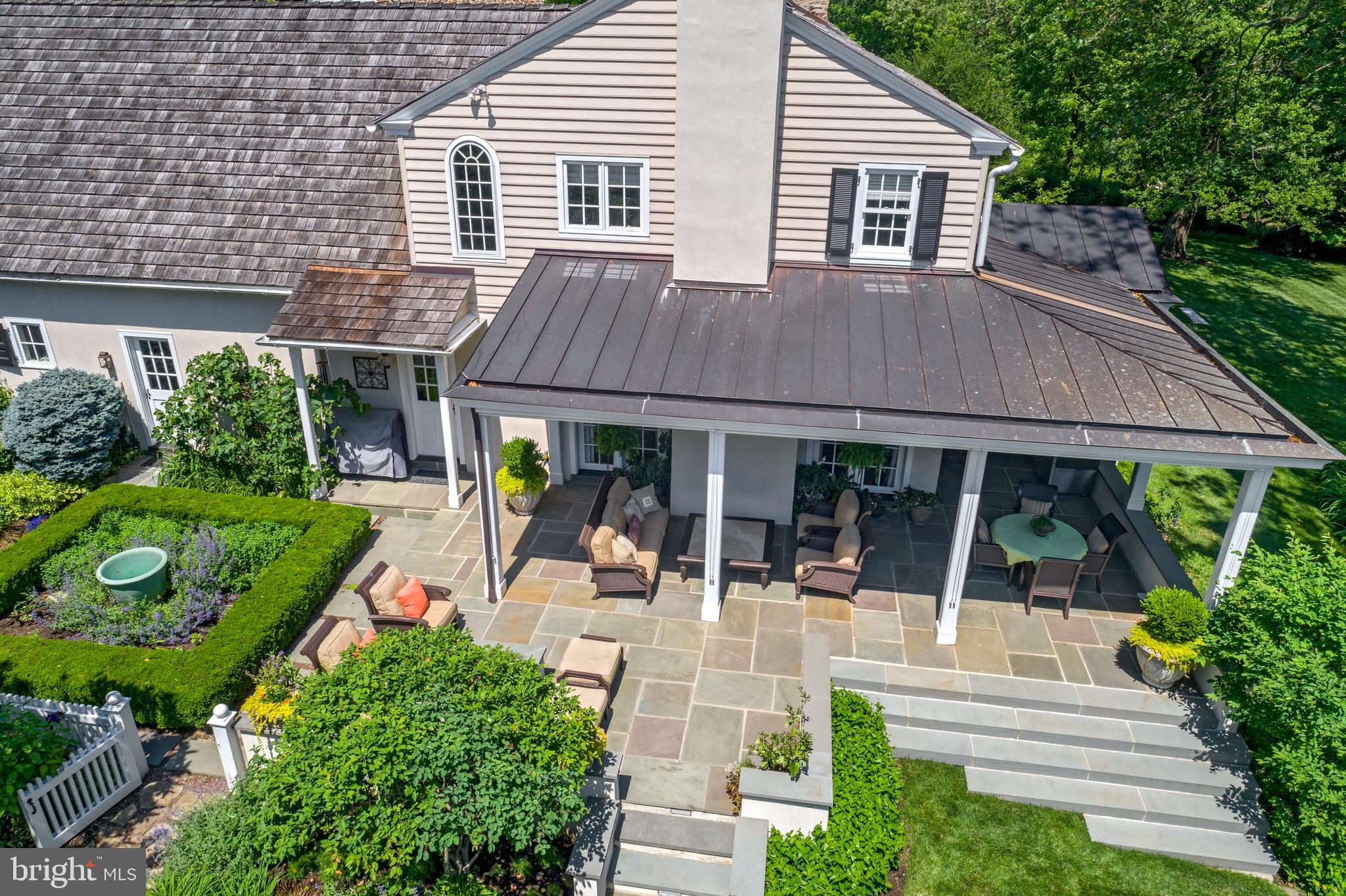 BROOKE FARM - Residential