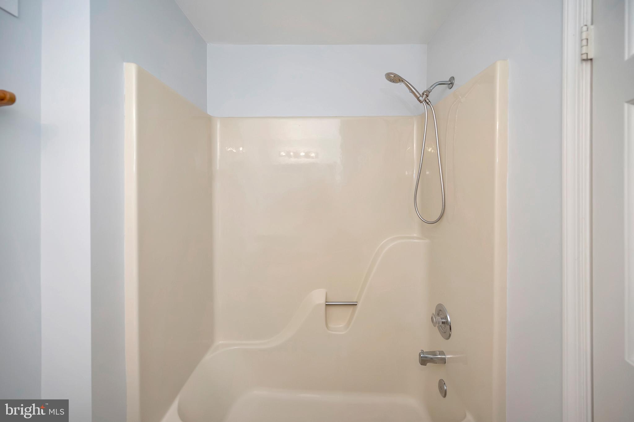 AQUIA HARBOUR - Residential