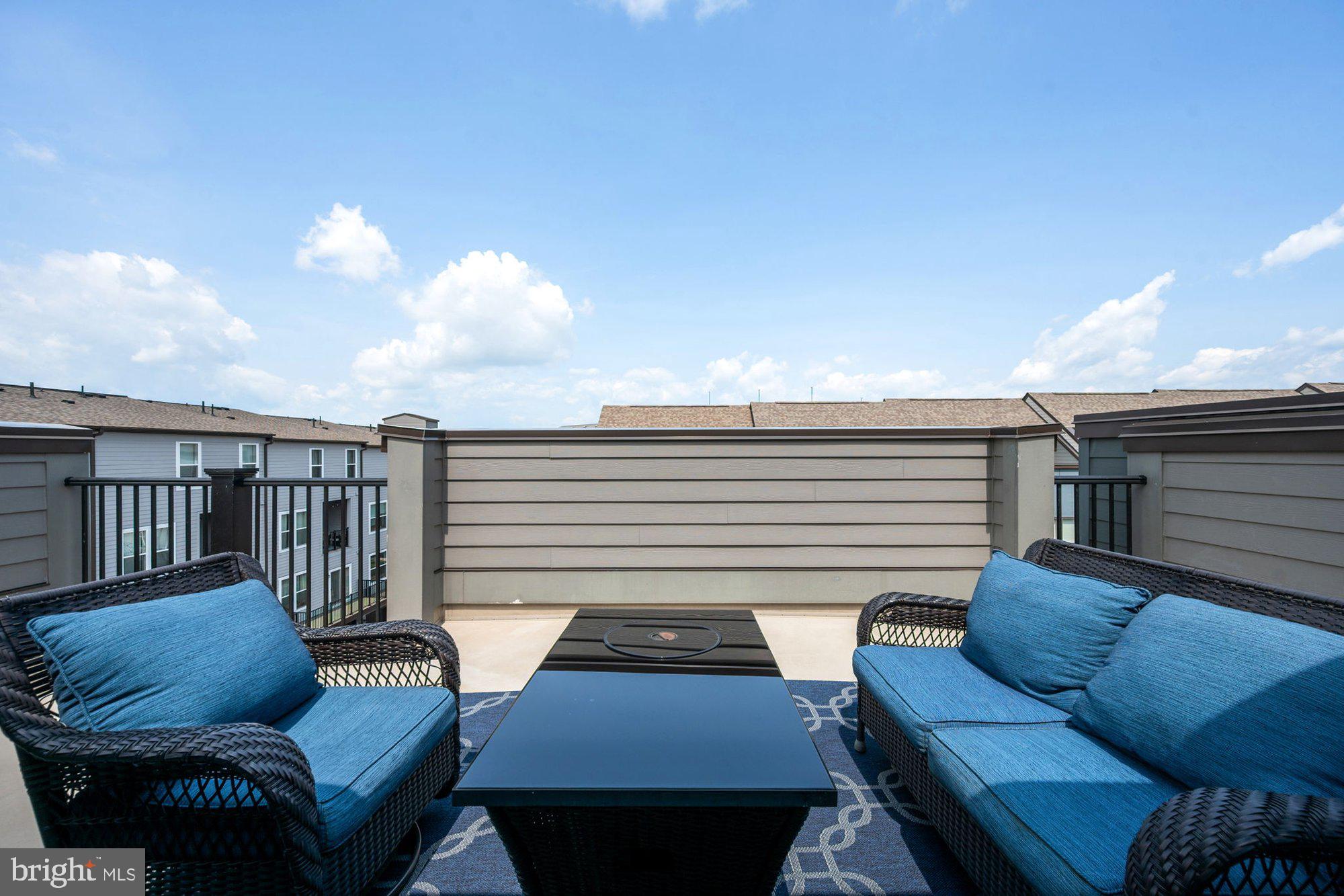 2317 LIBERTY LOOP