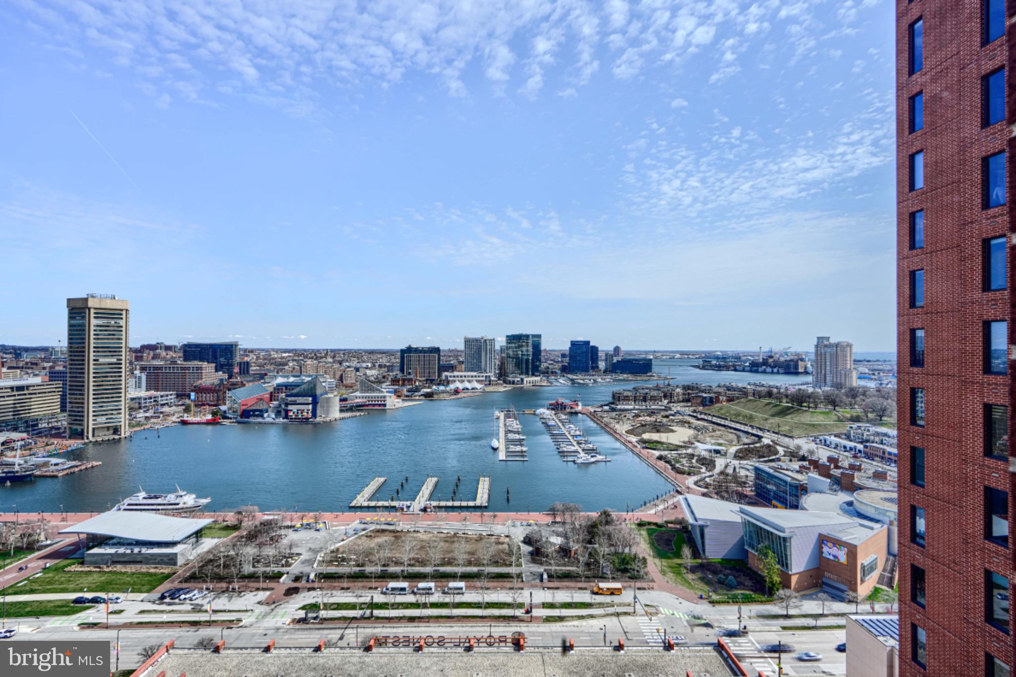 HARBOR COURT CONDOMINIUMS - Residential