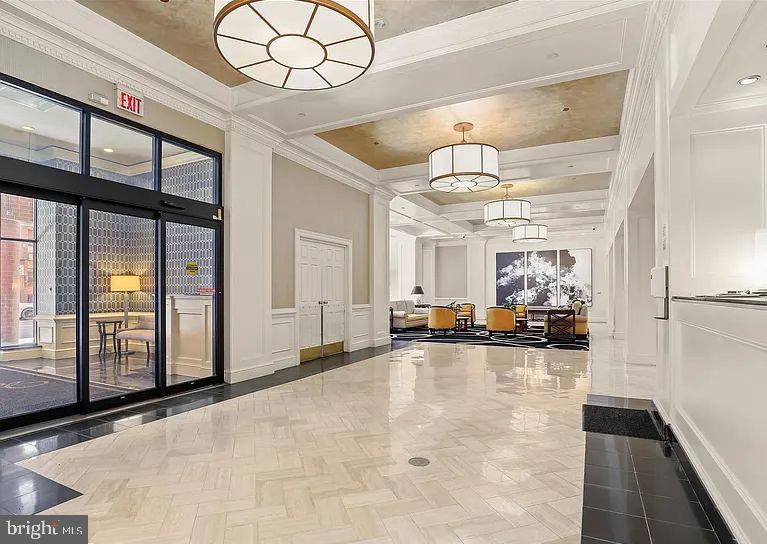 HARBOR COURT CONDOMINIUMS - Residential