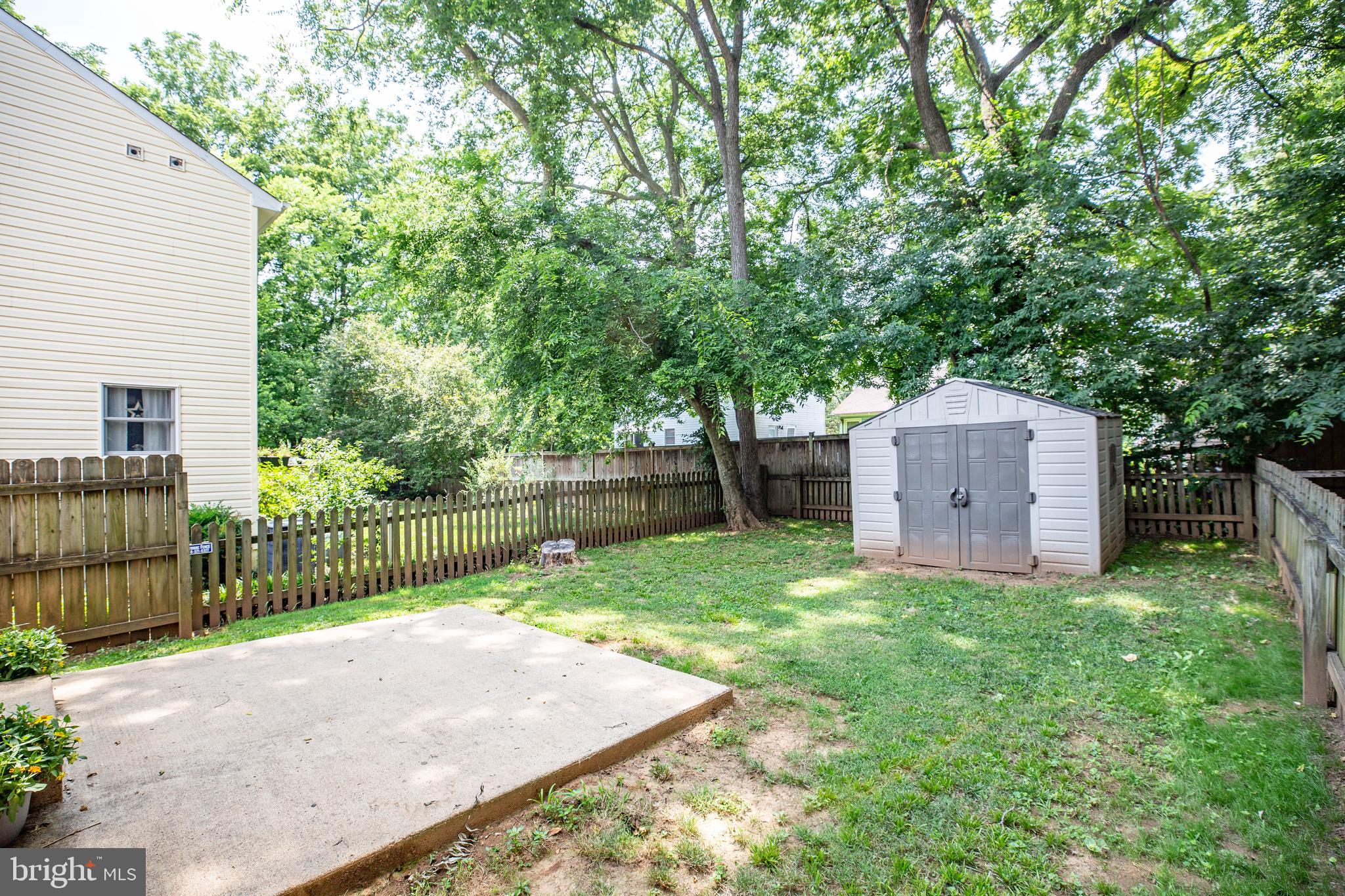 DOWNTOWN FREDERICKSBURG - Residential Lease