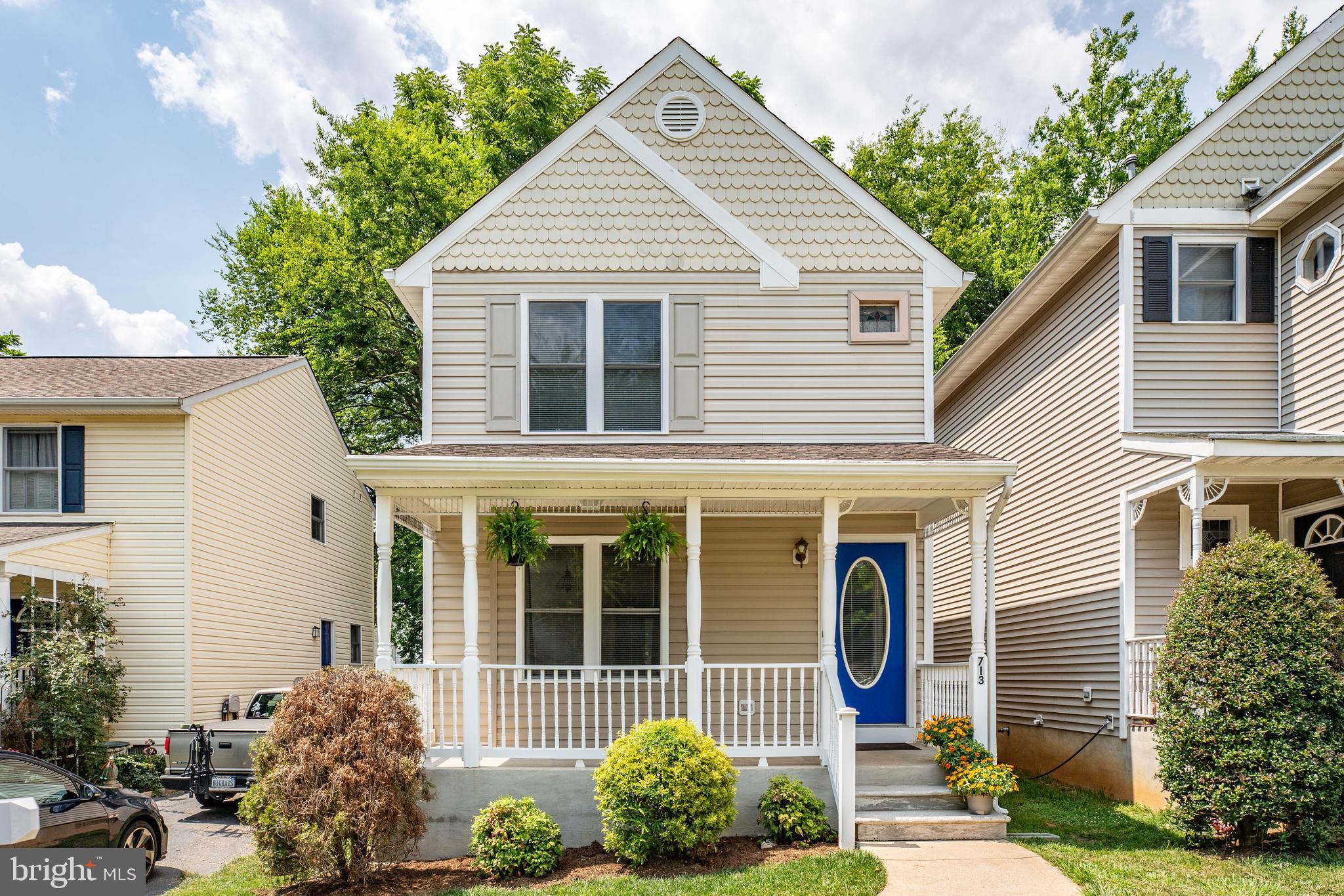 DOWNTOWN FREDERICKSBURG - Residential Lease