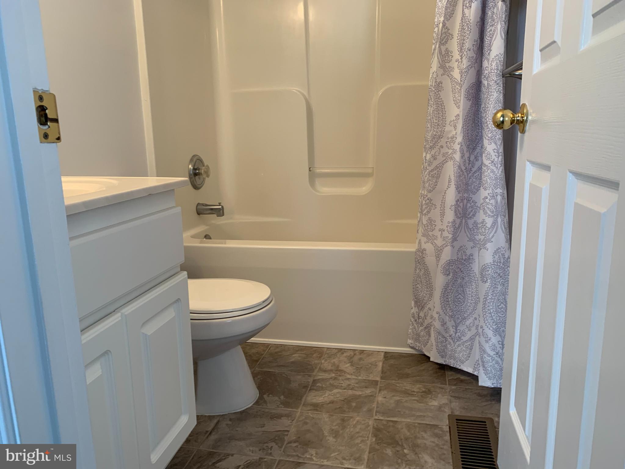 DOWNTOWN FREDERICKSBURG - Residential Lease