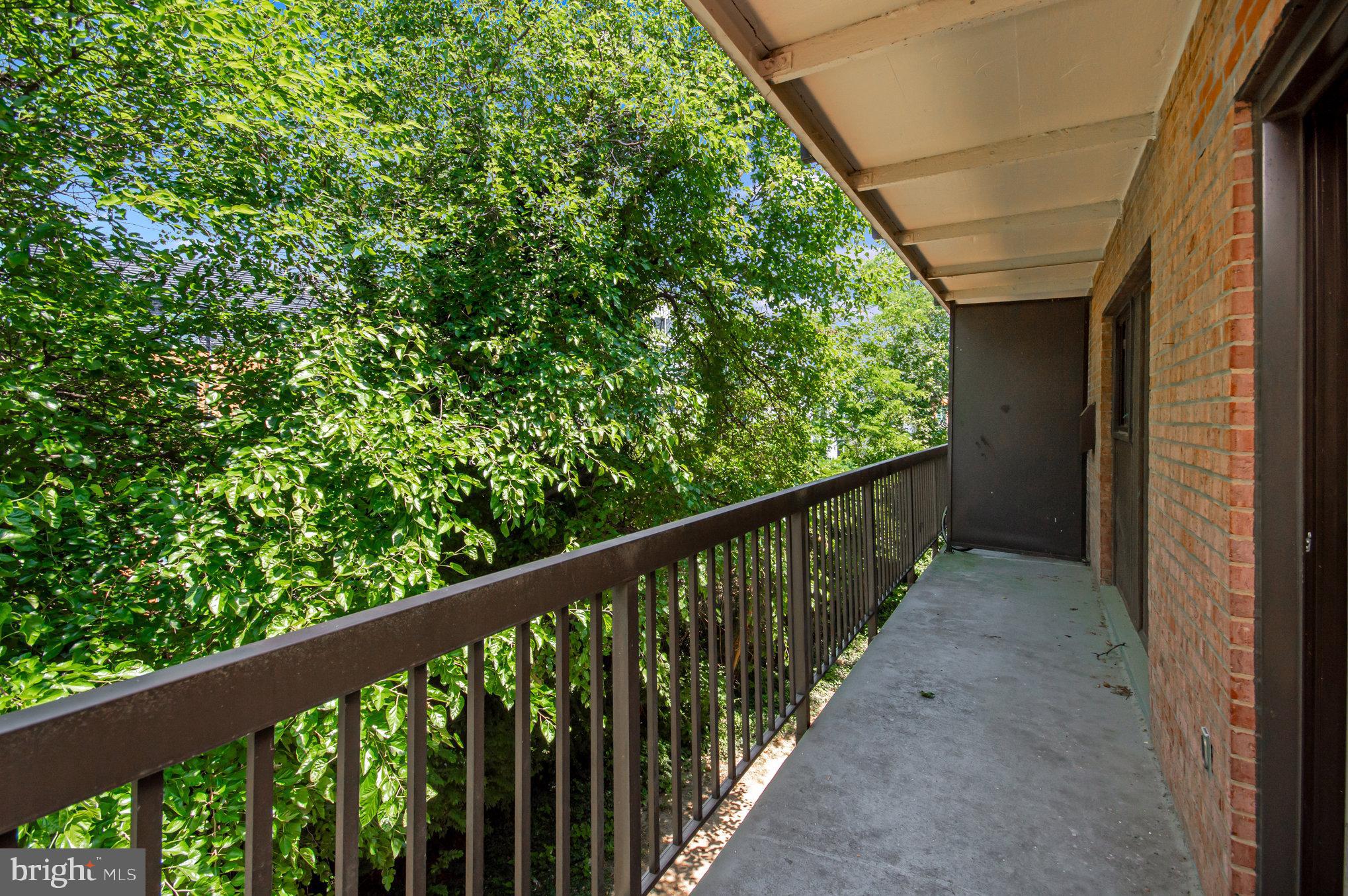 BOLLING BROOK - Residential Lease