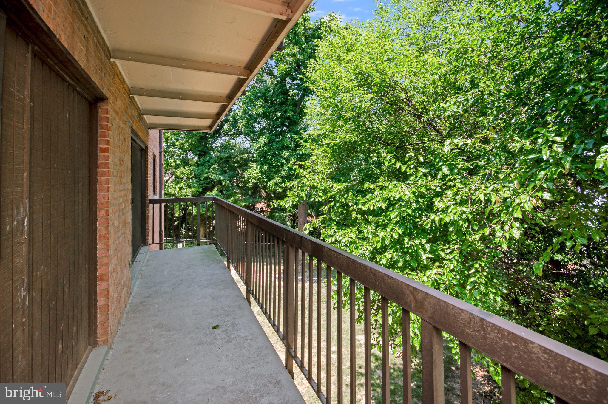 BOLLING BROOK - Residential Lease