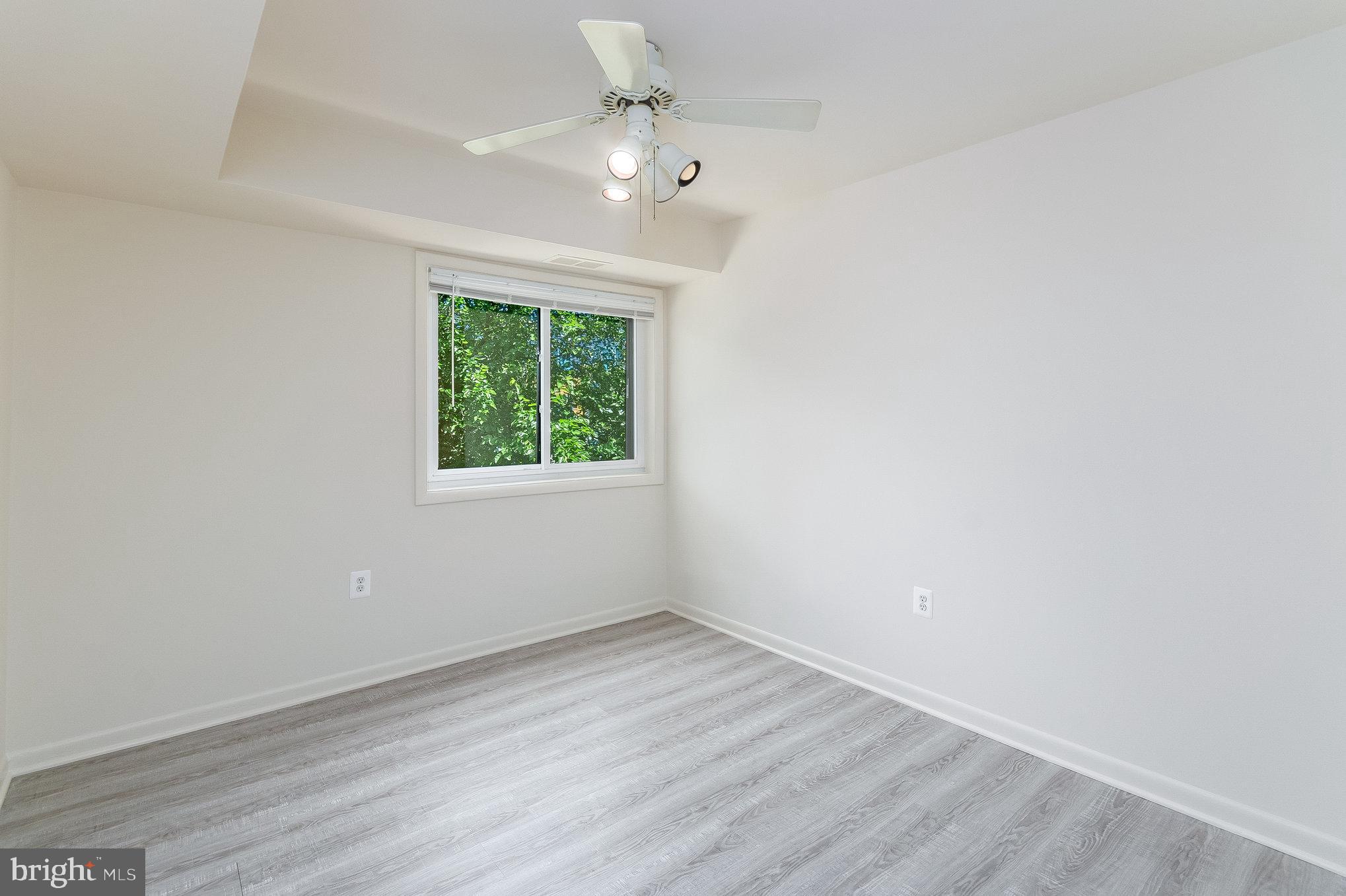 BOLLING BROOK - Residential Lease