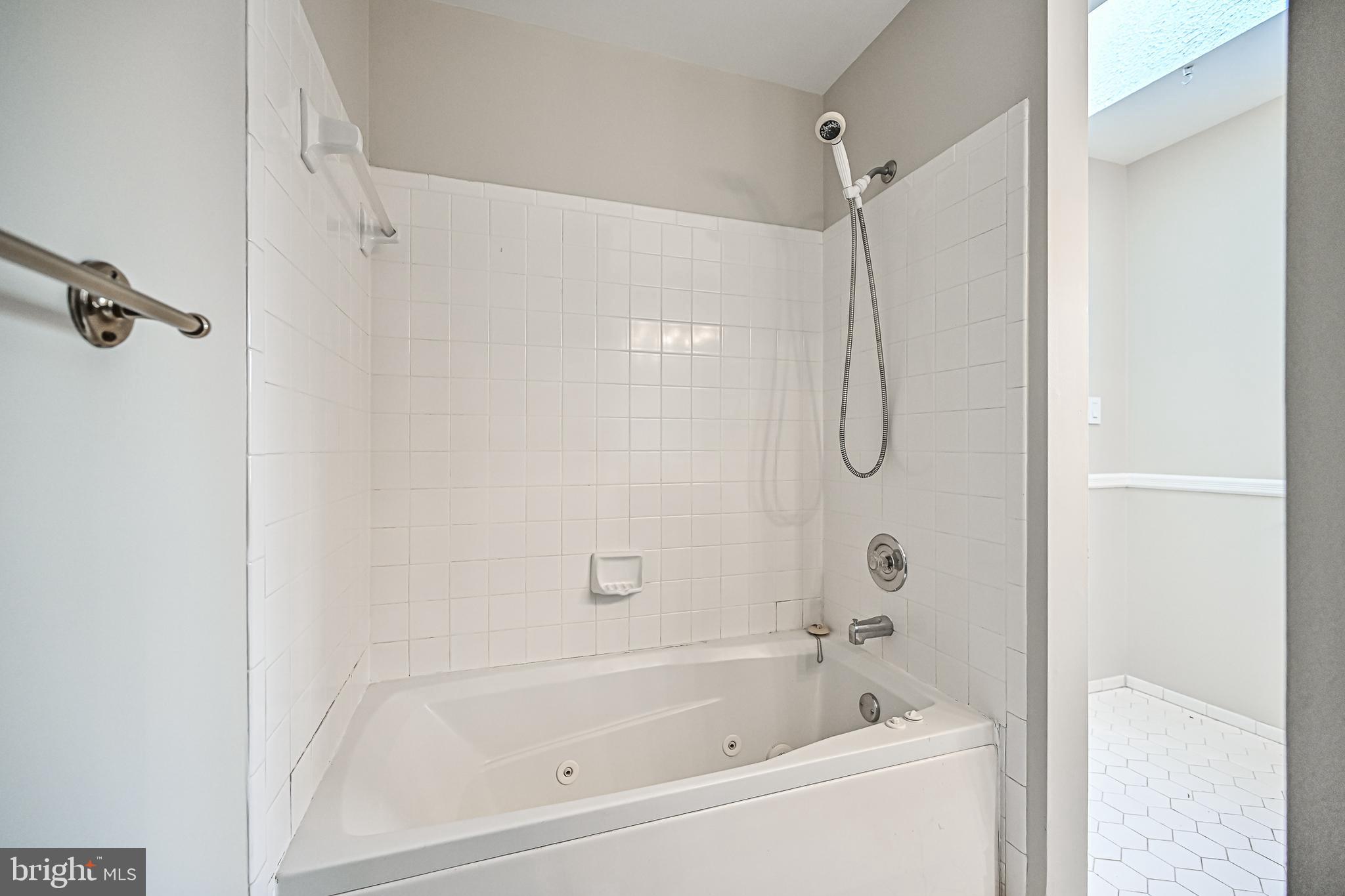 BON AIR - Residential