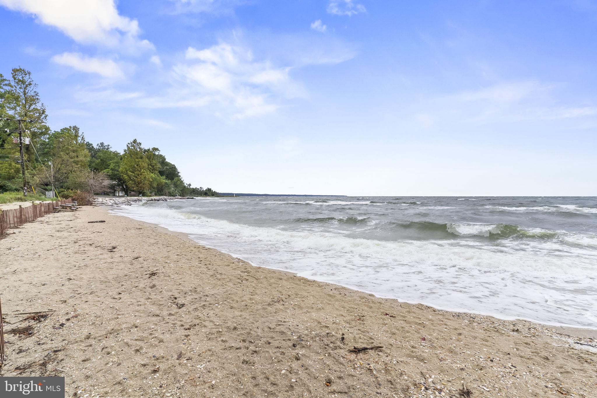 LONG BEACH - Residential