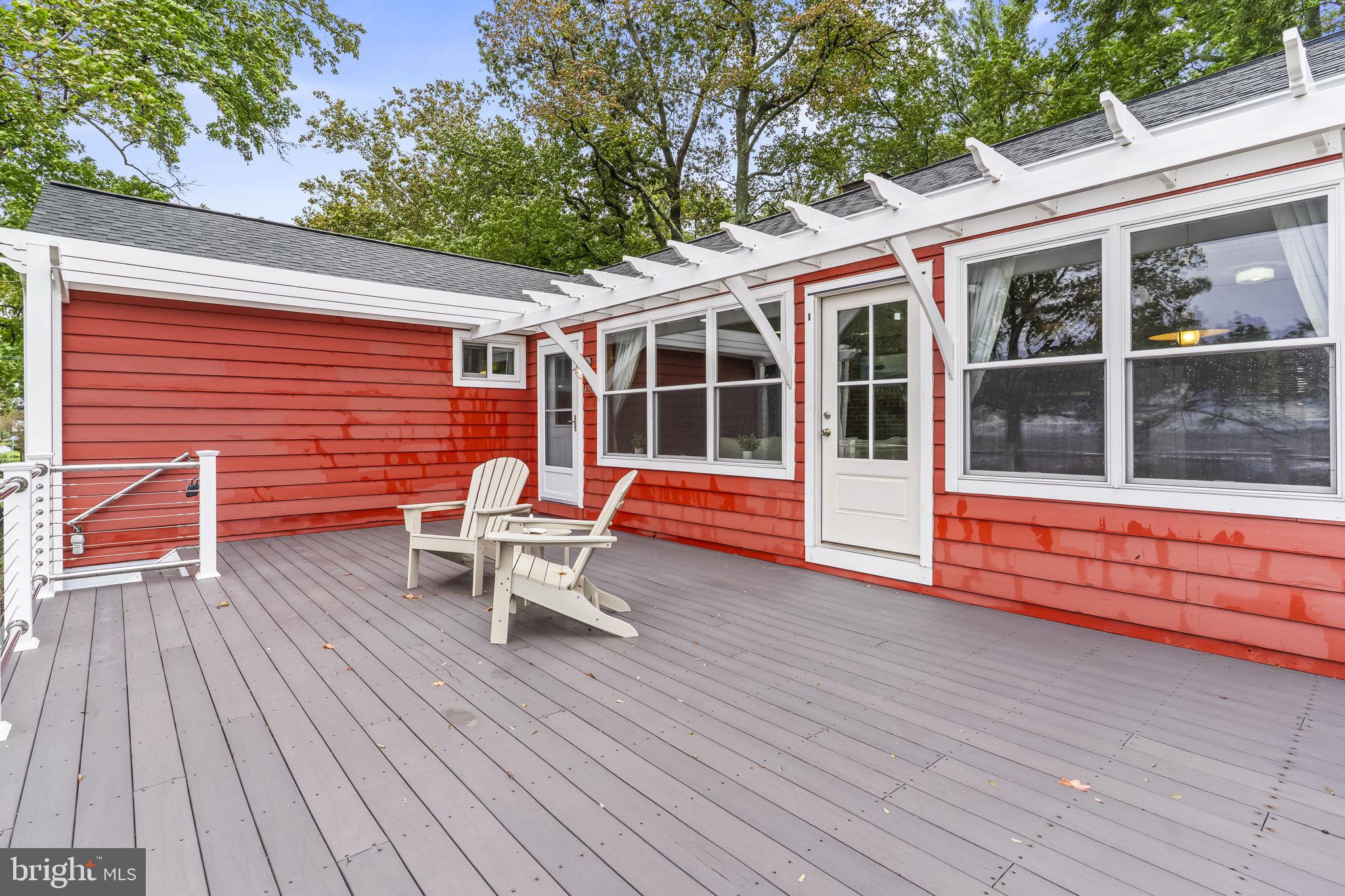 LONG BEACH - Residential