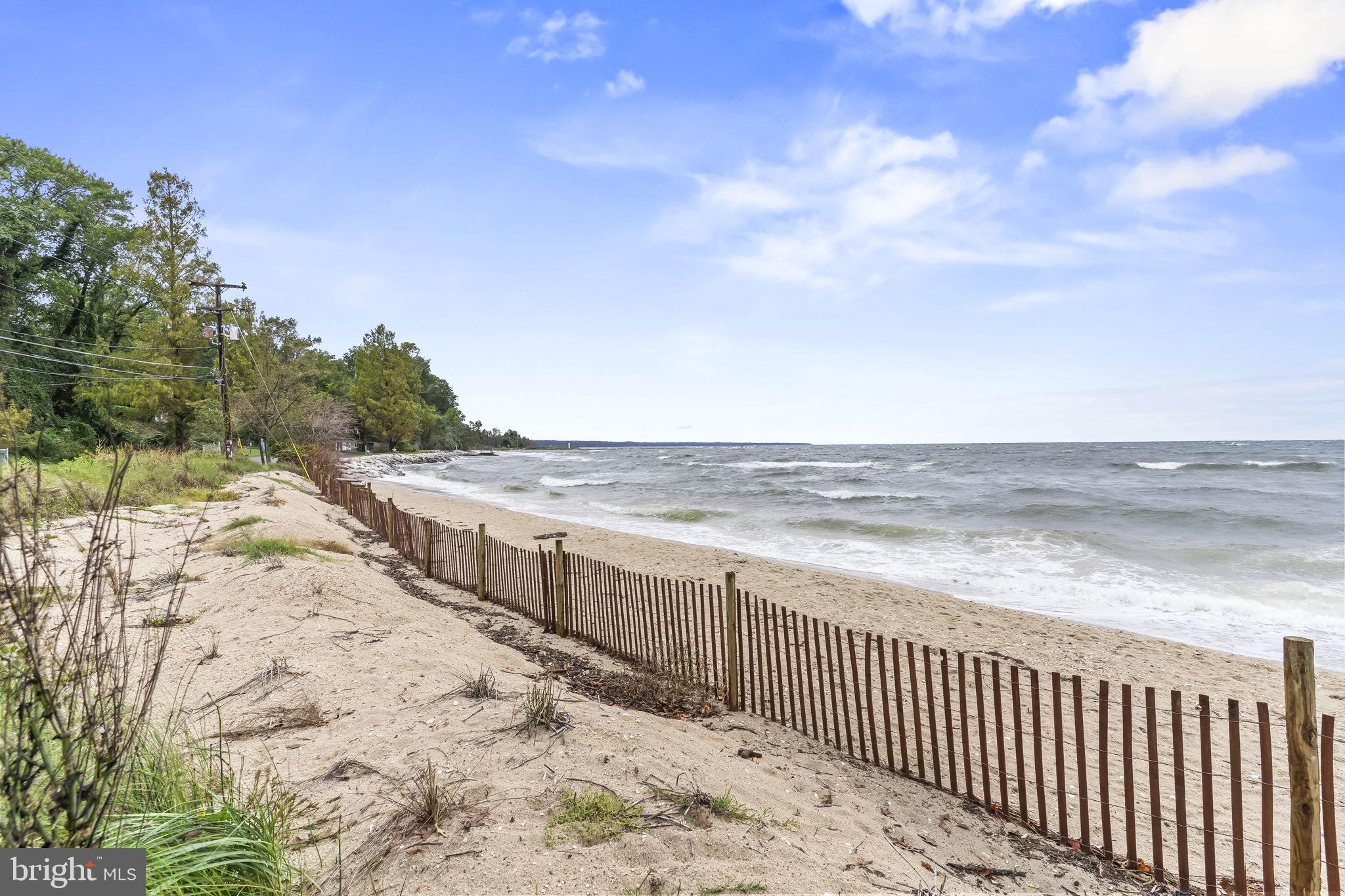 LONG BEACH - Residential