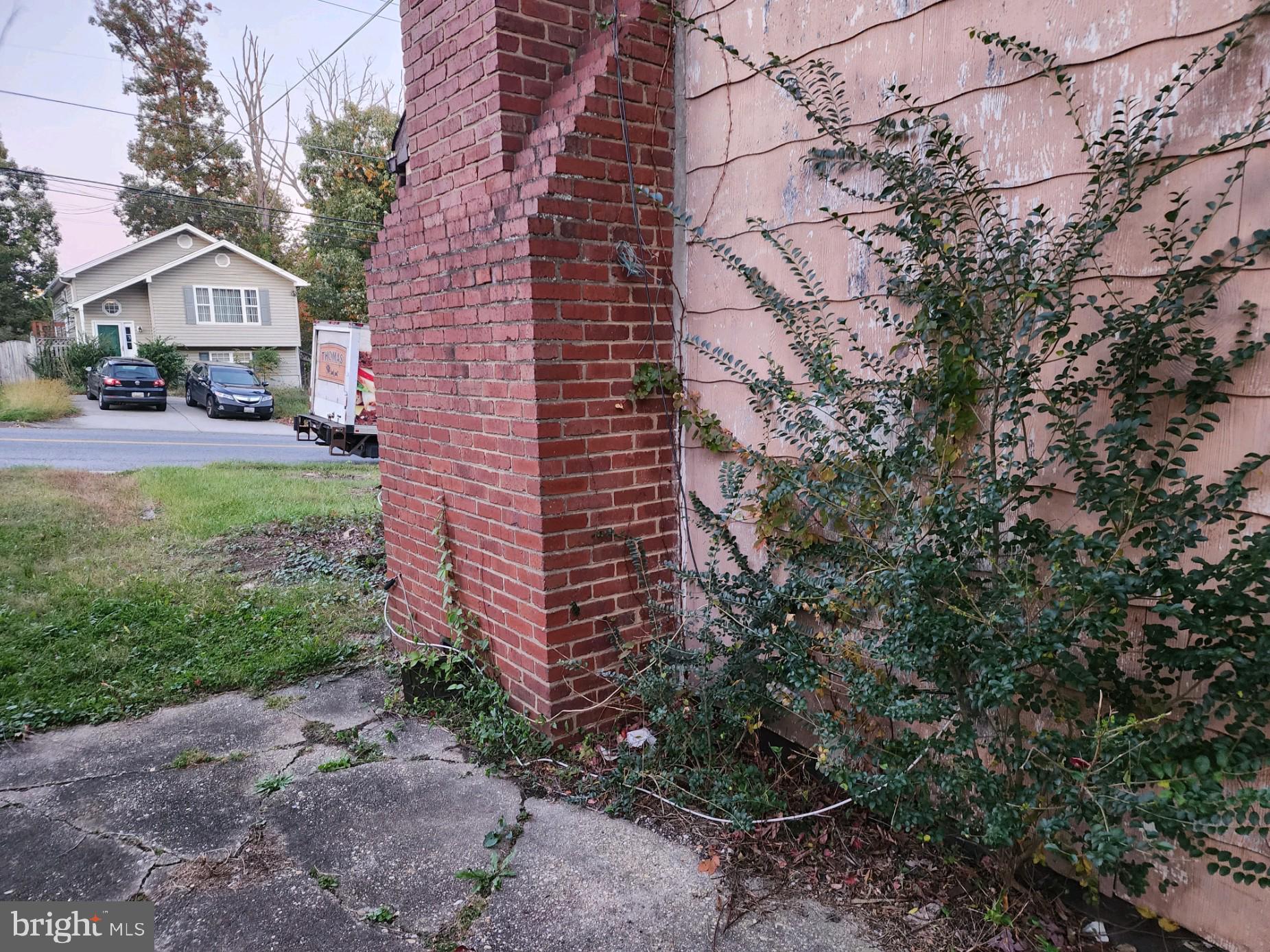 WEST LANHAM HILLS - Residential