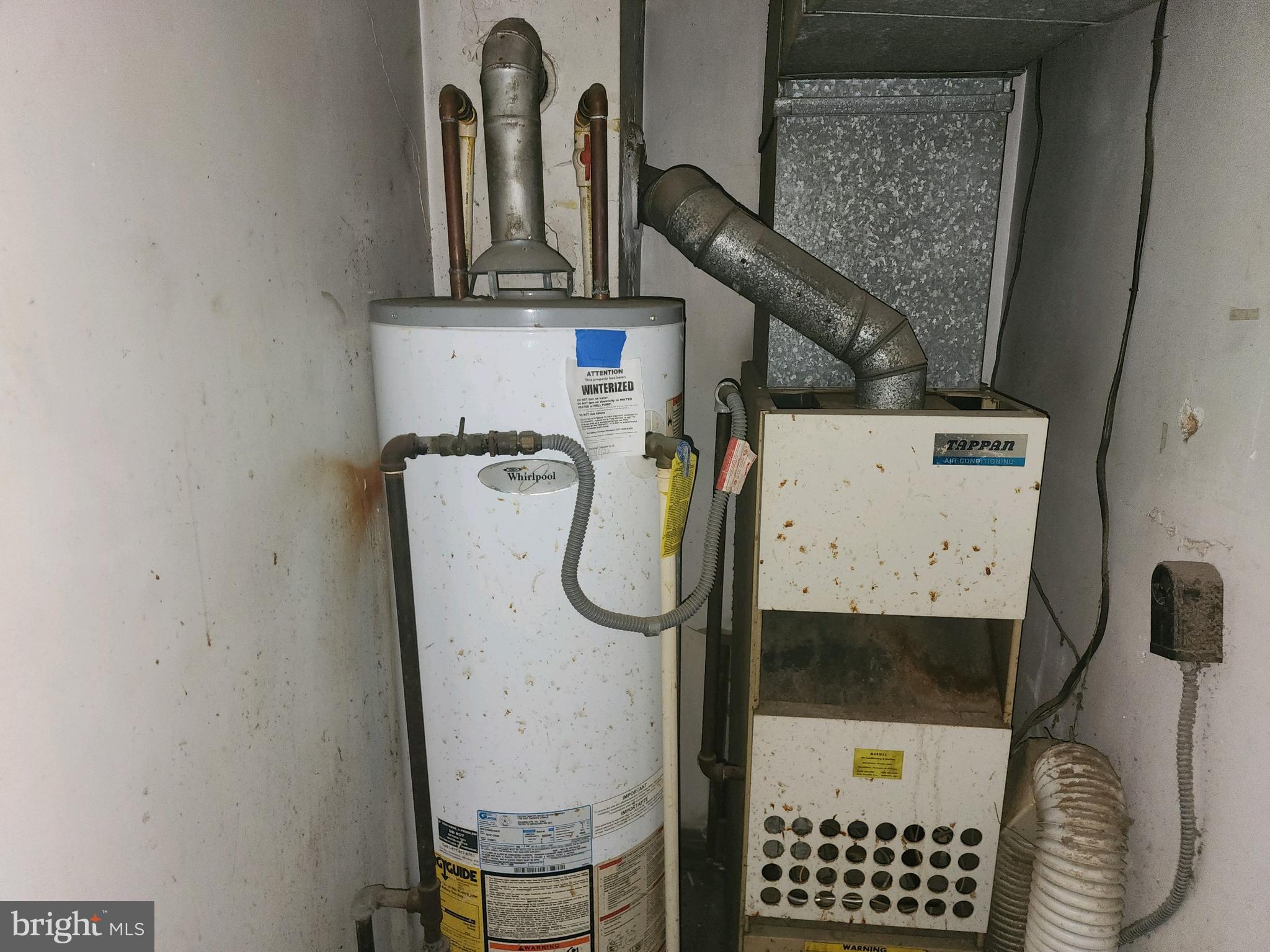 WEST LANHAM HILLS - Residential