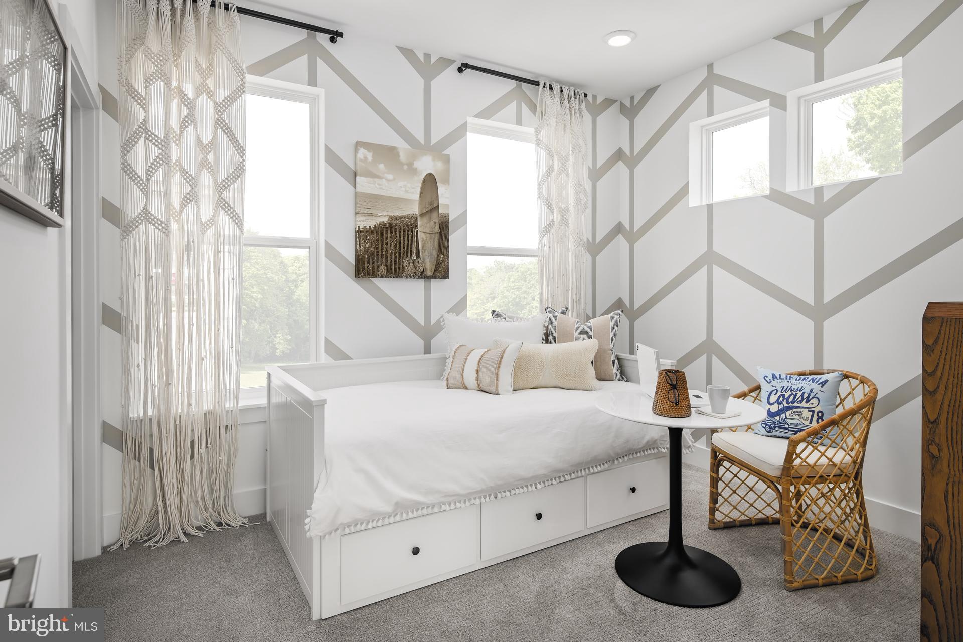 LOCKE LANDING - Residential