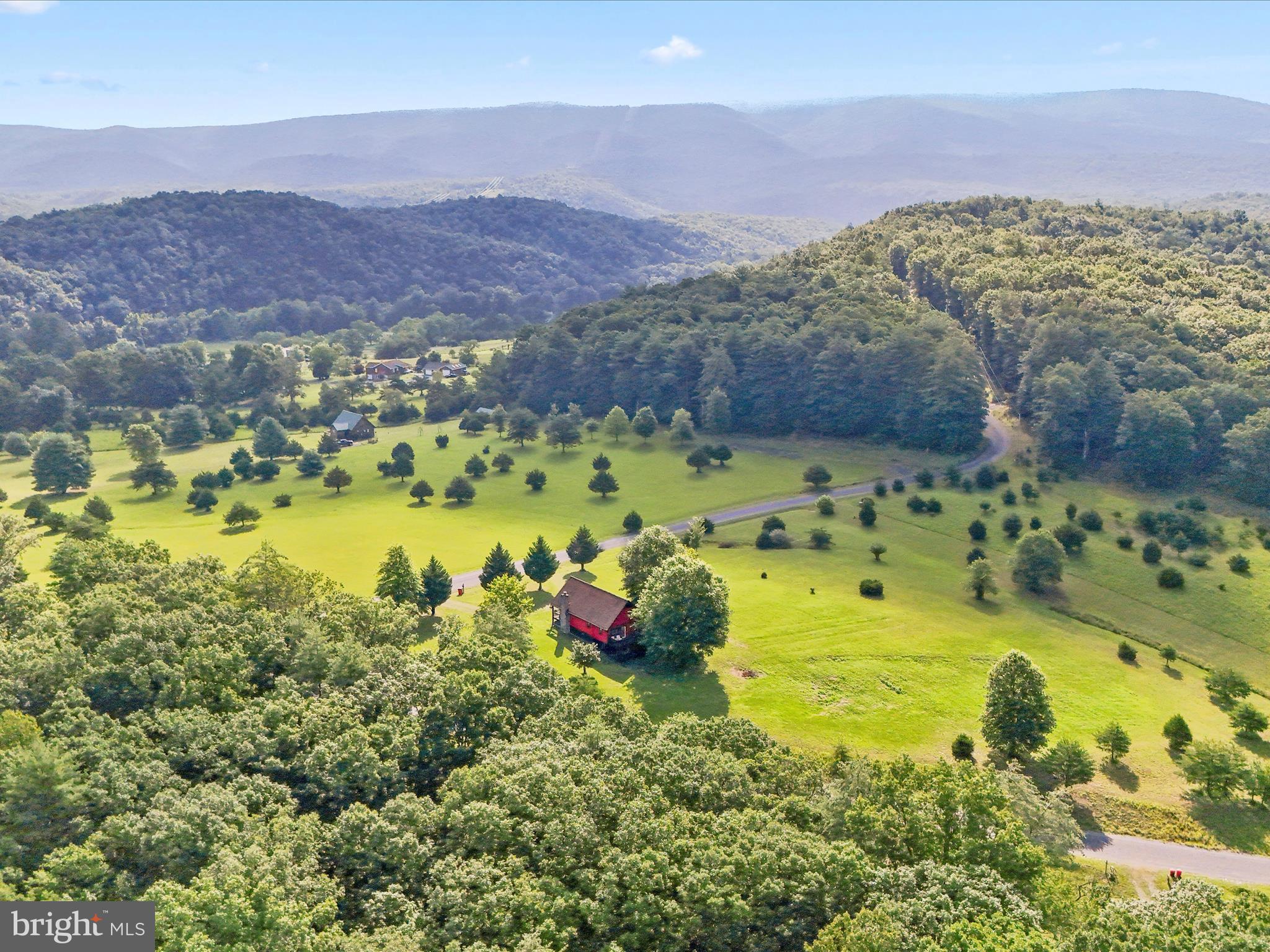 THE CROSSING AT GREAT CACAPON - Residential