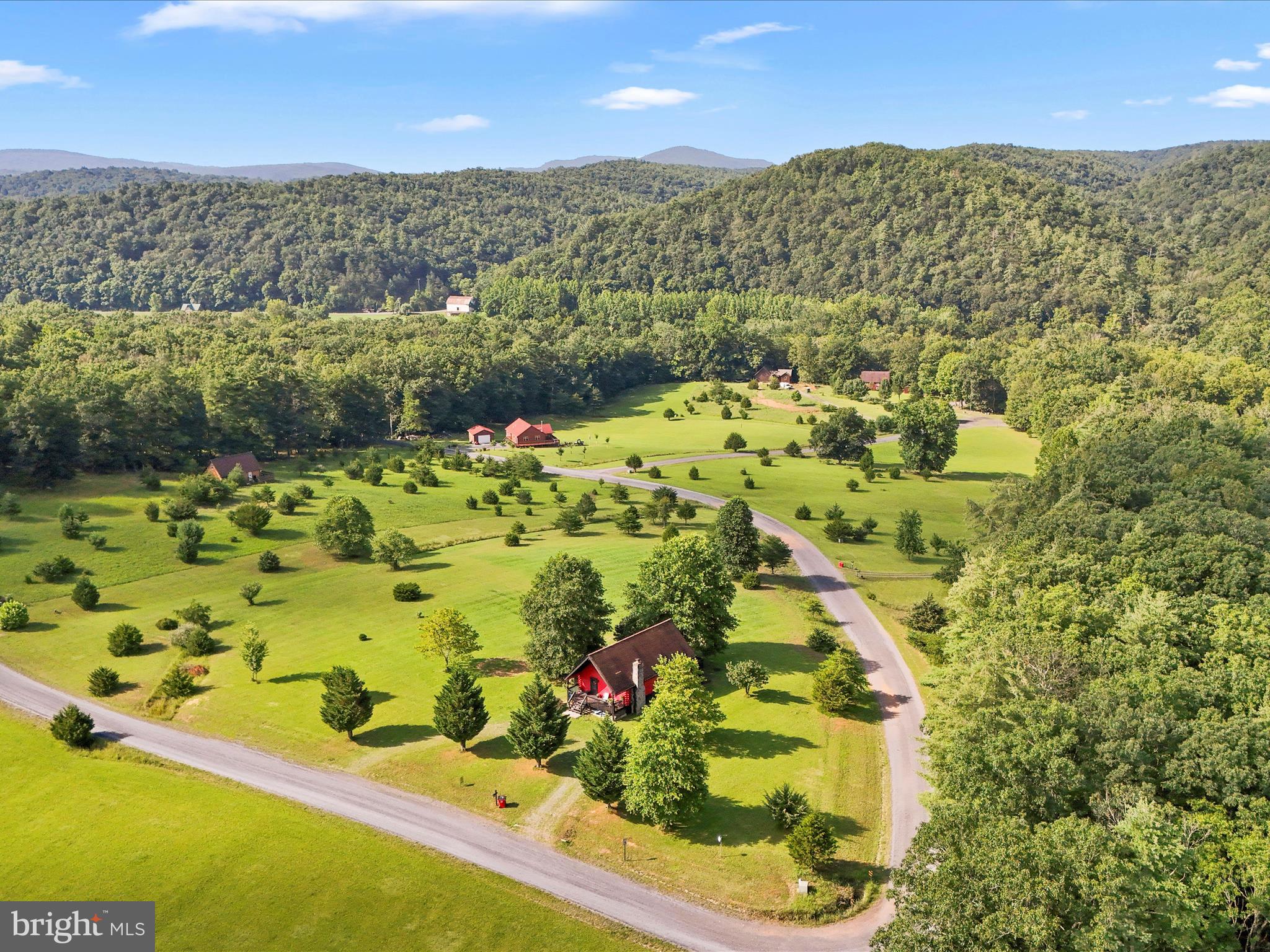 THE CROSSING AT GREAT CACAPON - Residential