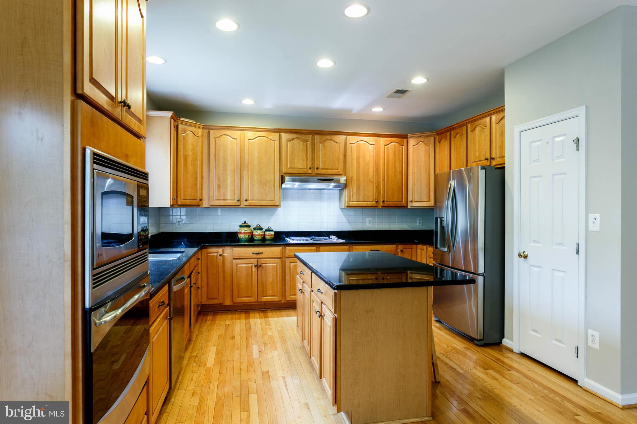 BELMONT COUNTRY CLUB - Residential