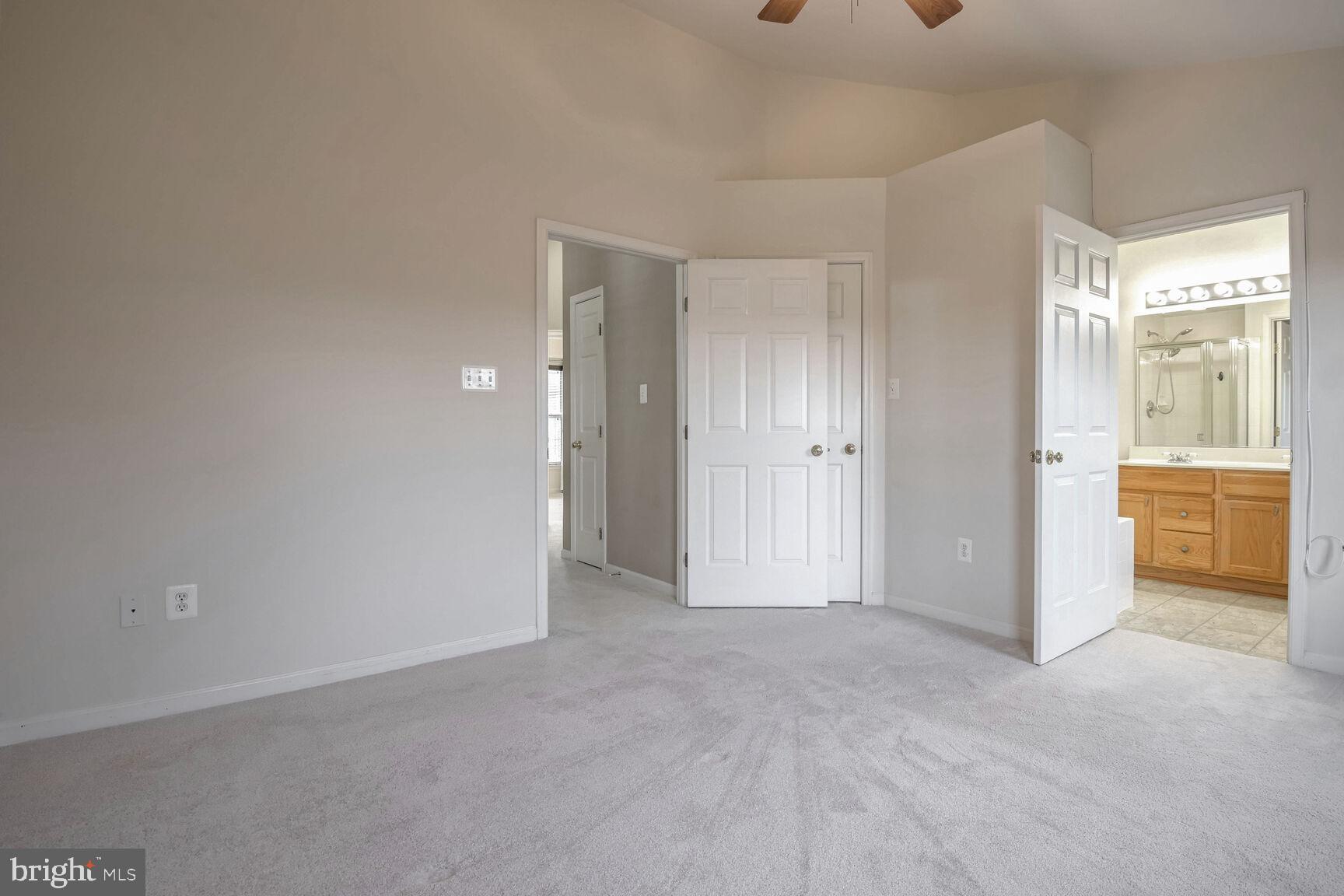 CLOVERLEAF CENTER - Residential Lease