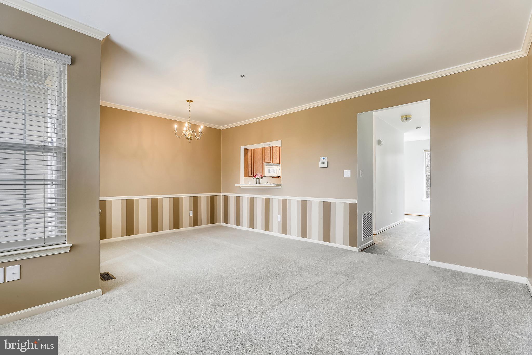 THE KNOLLS/CROFTON VILLAGE - Residential