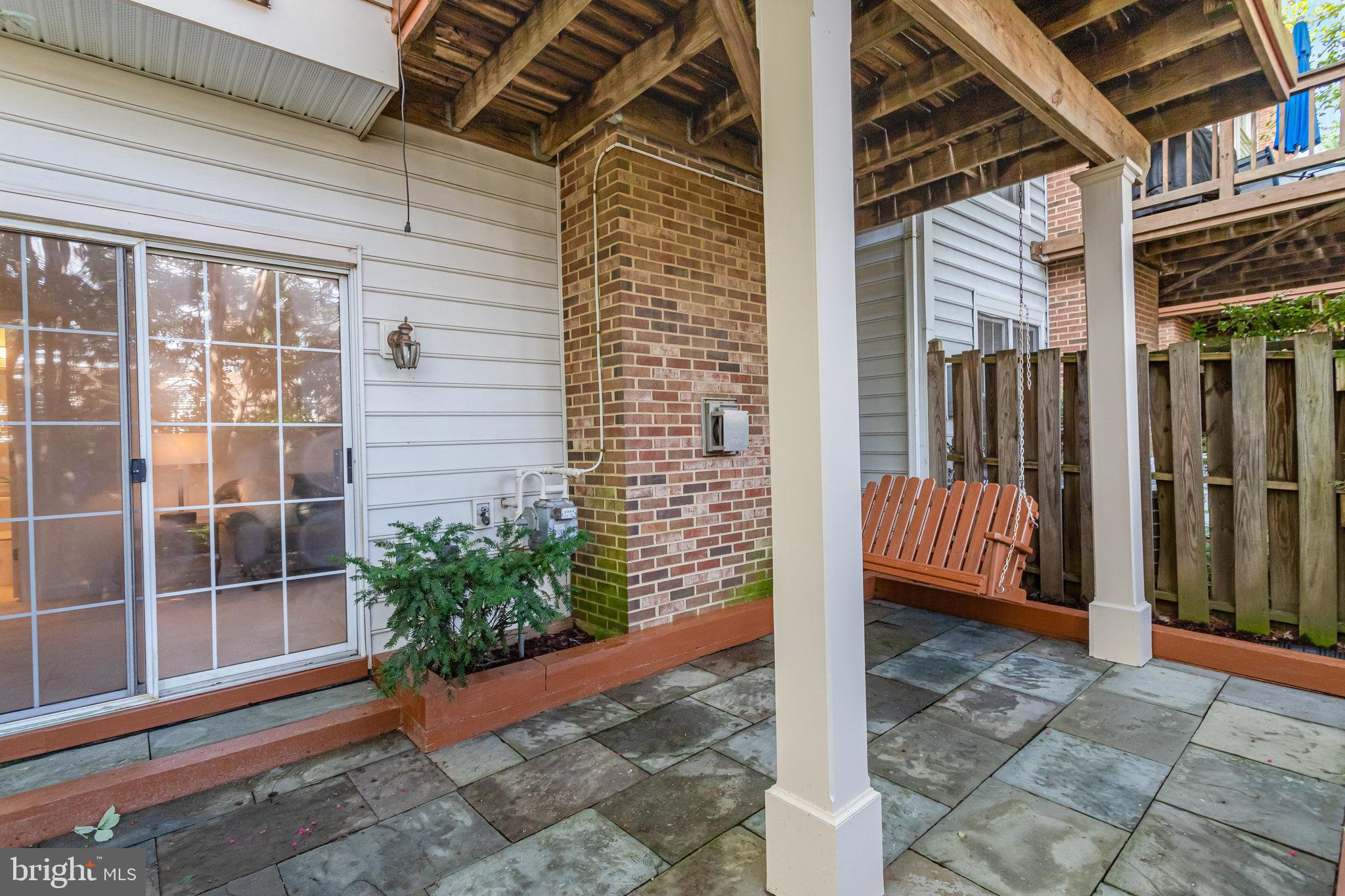 STONEGATE - Residential