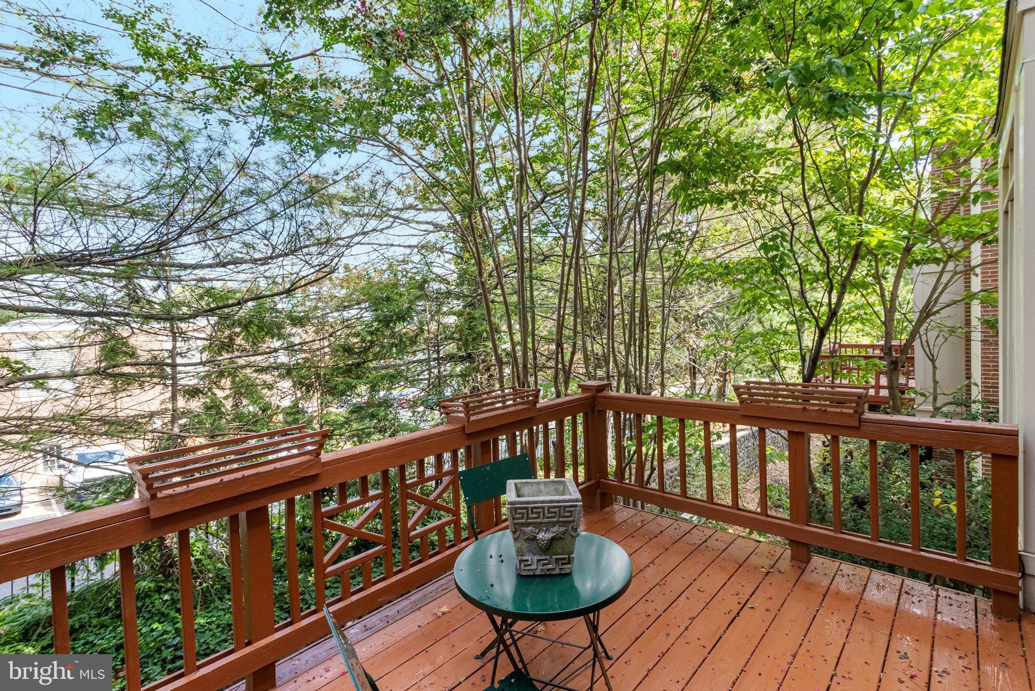 STONEGATE - Residential