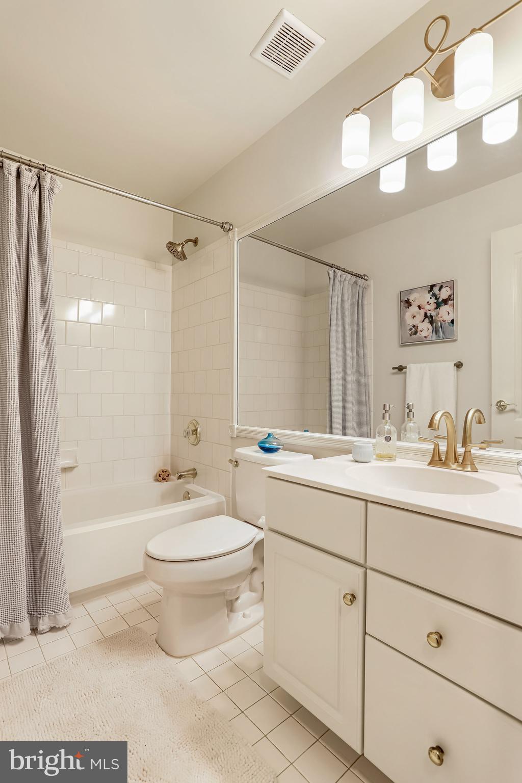 STONEGATE - Residential