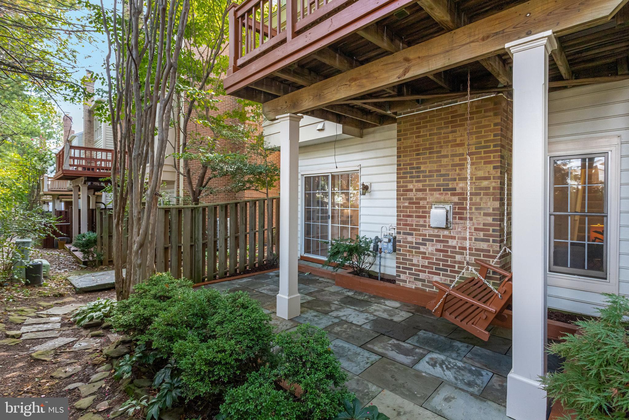 STONEGATE - Residential