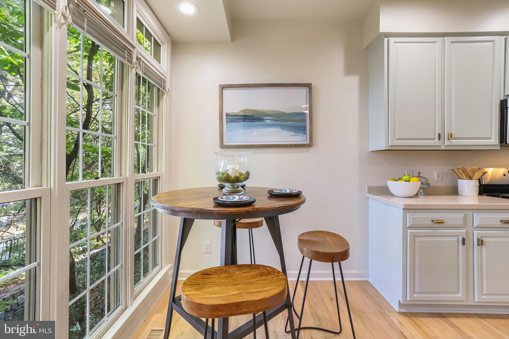 STONEGATE - Residential