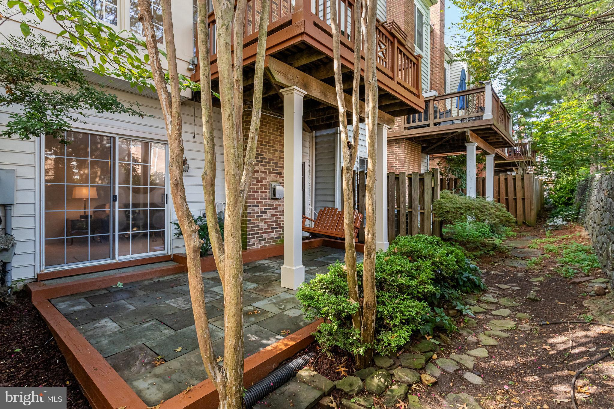 STONEGATE - Residential