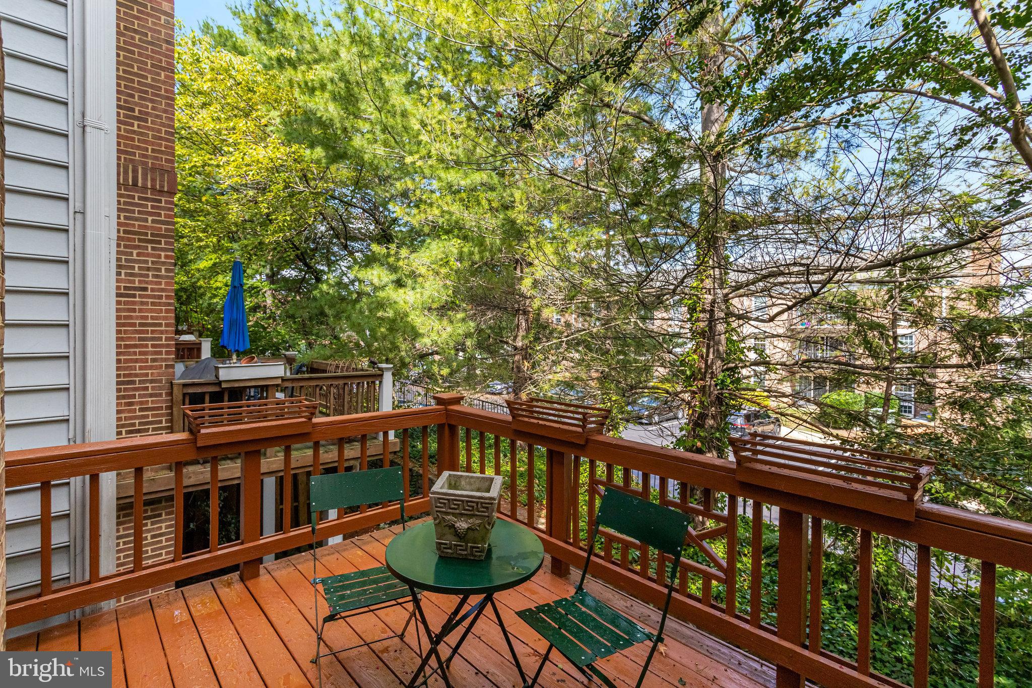 STONEGATE - Residential