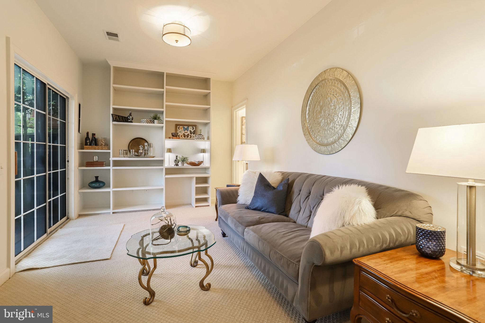 STONEGATE - Residential