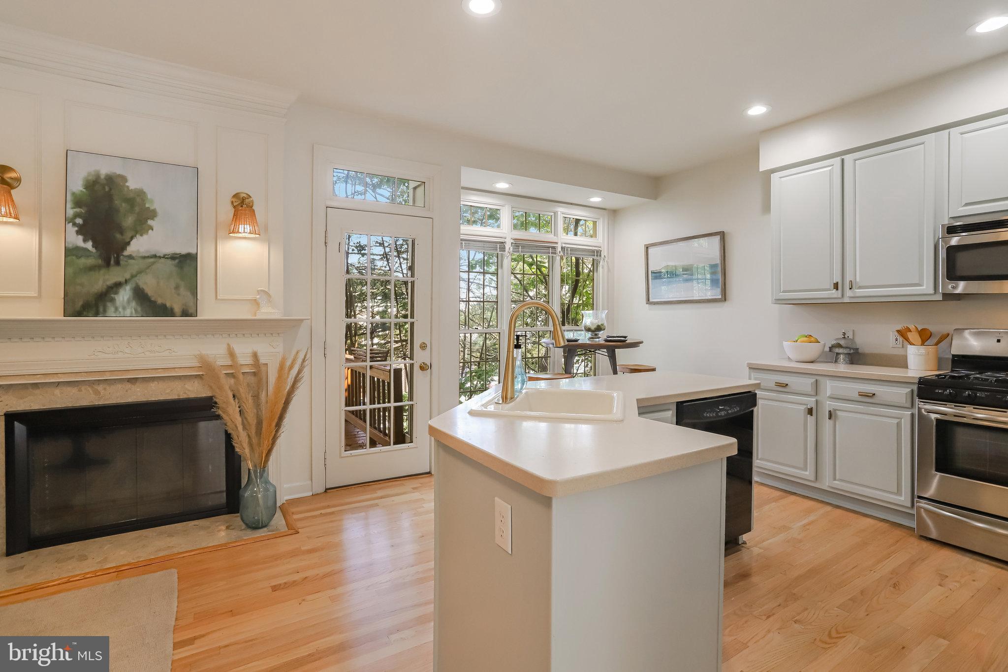 STONEGATE - Residential