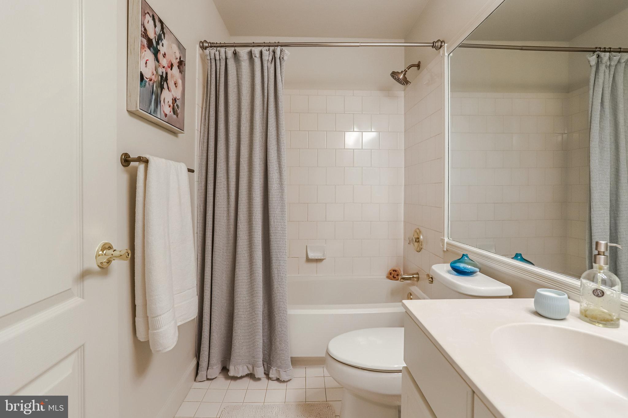 STONEGATE - Residential