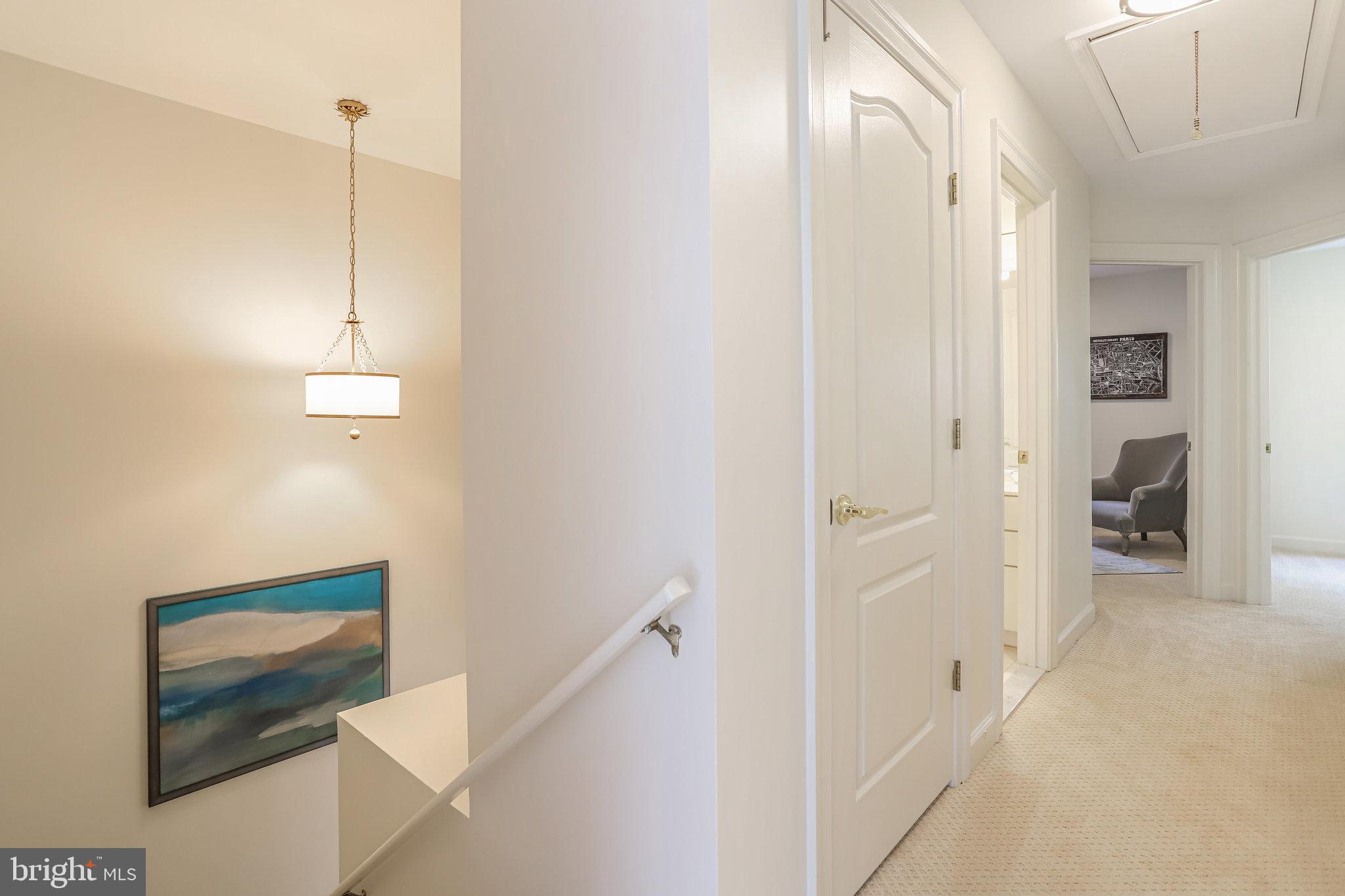 STONEGATE - Residential