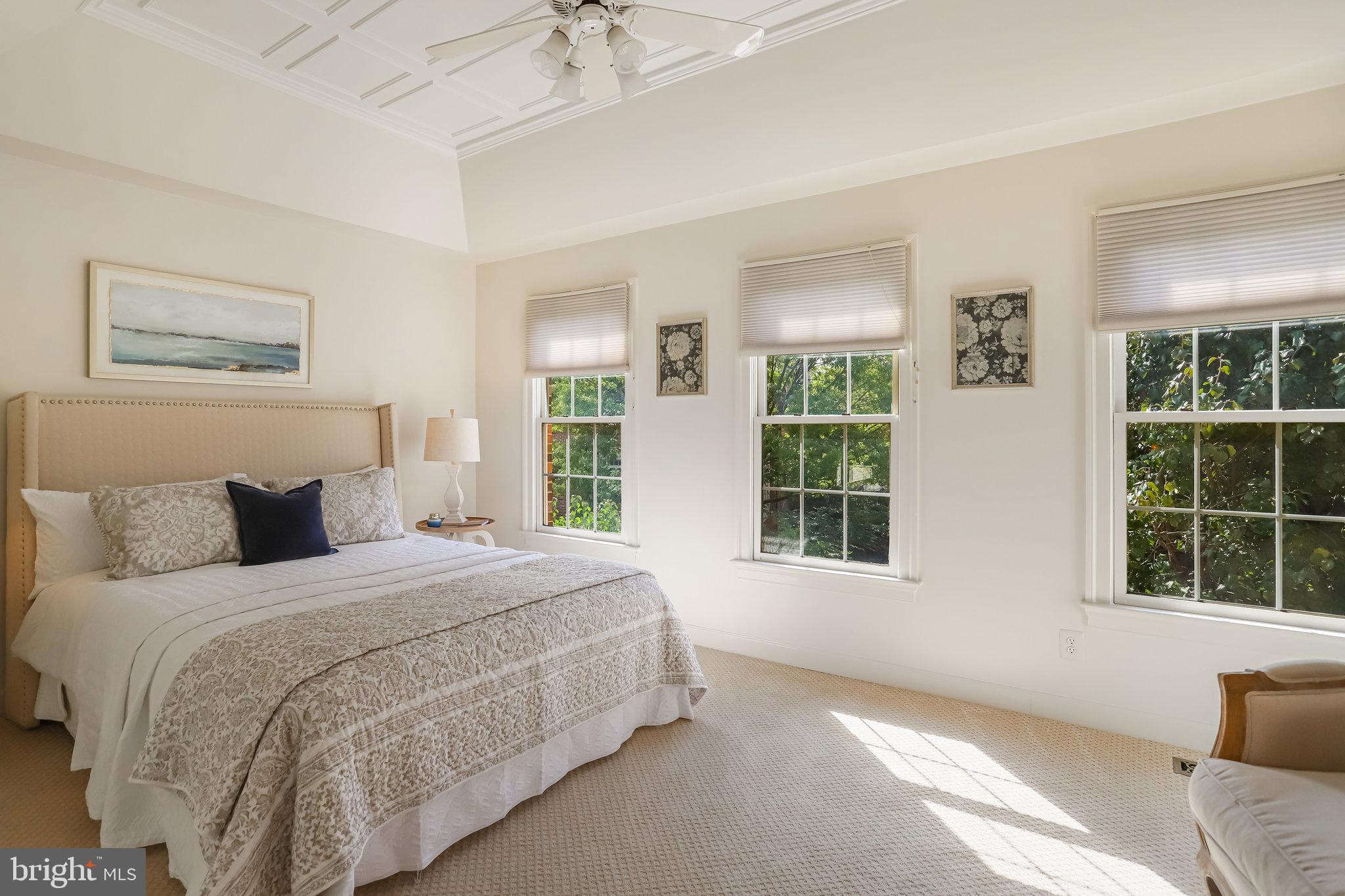 STONEGATE - Residential