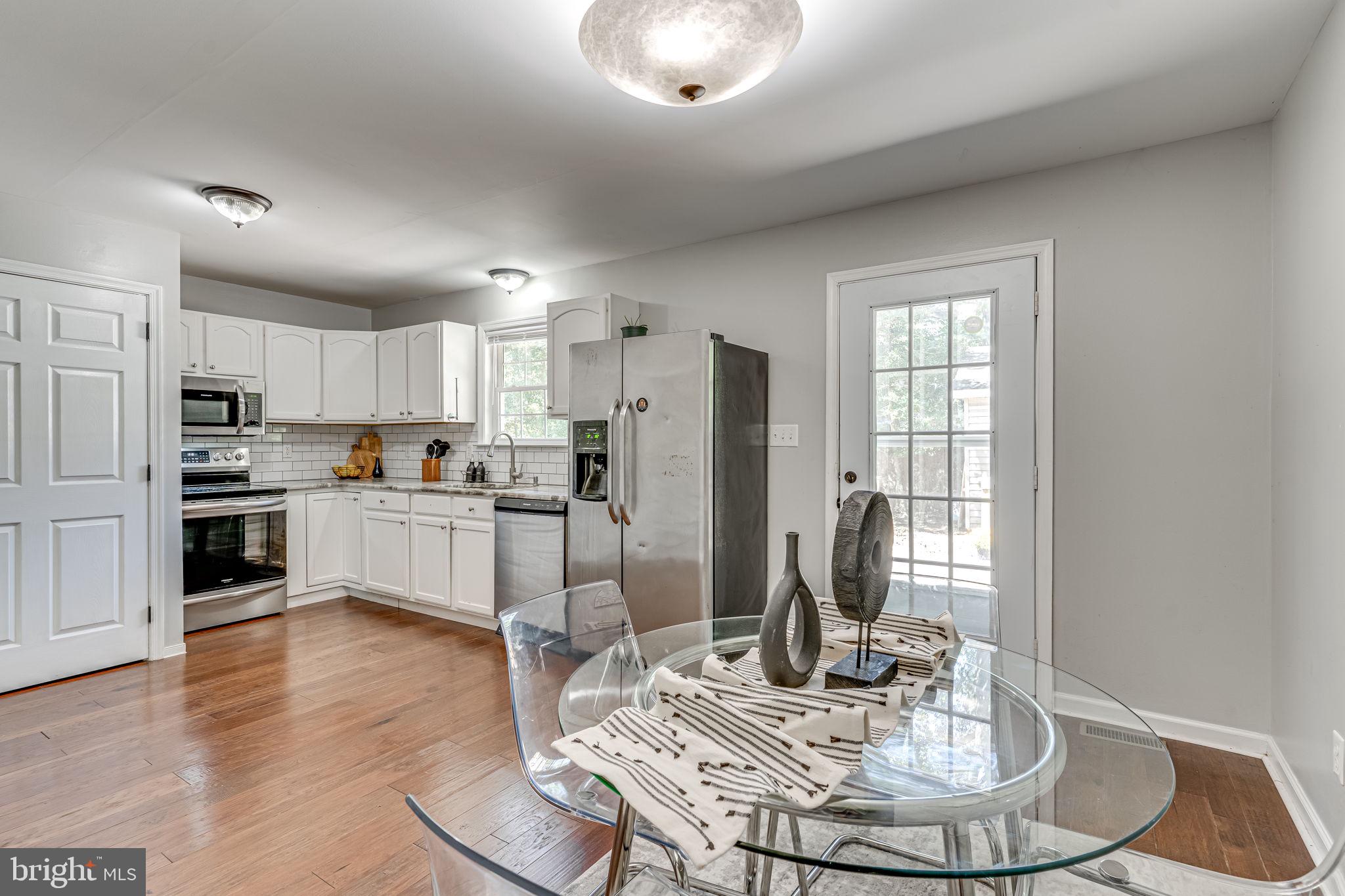 WHITE SANDS - Residential