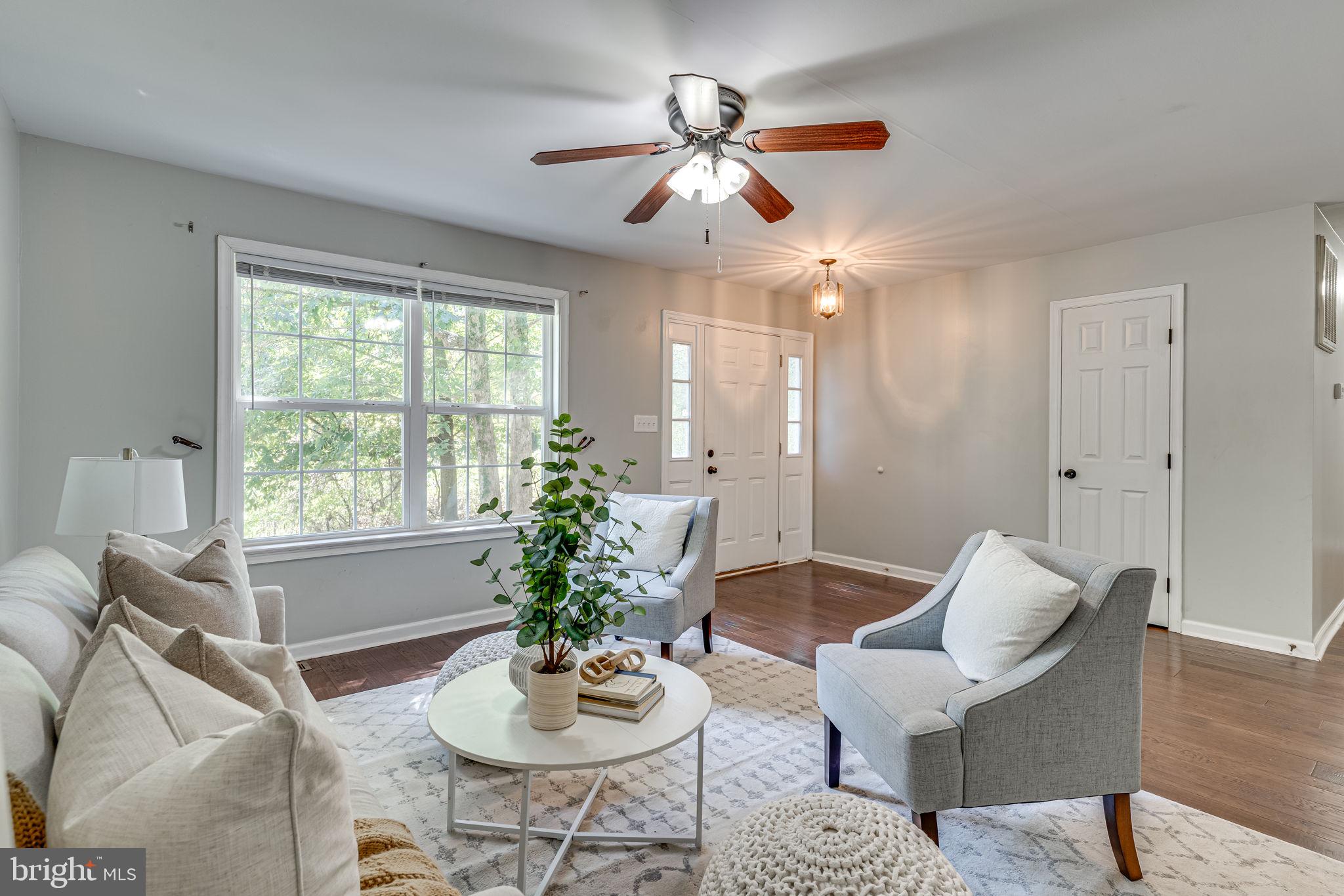 WHITE SANDS - Residential