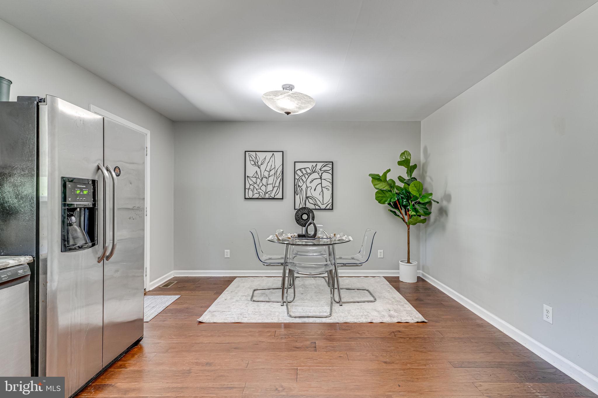 WHITE SANDS - Residential