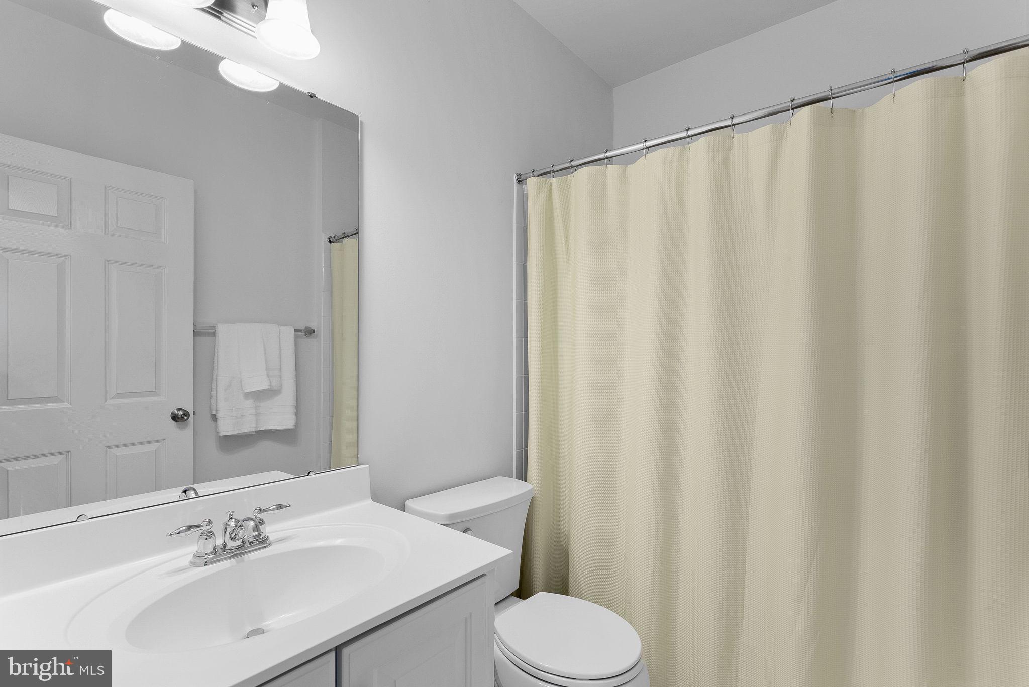 LITTLE RIVER COMMONS - Residential