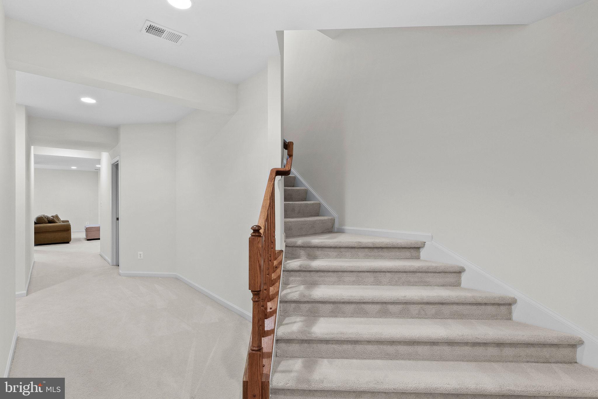 LITTLE RIVER COMMONS - Residential