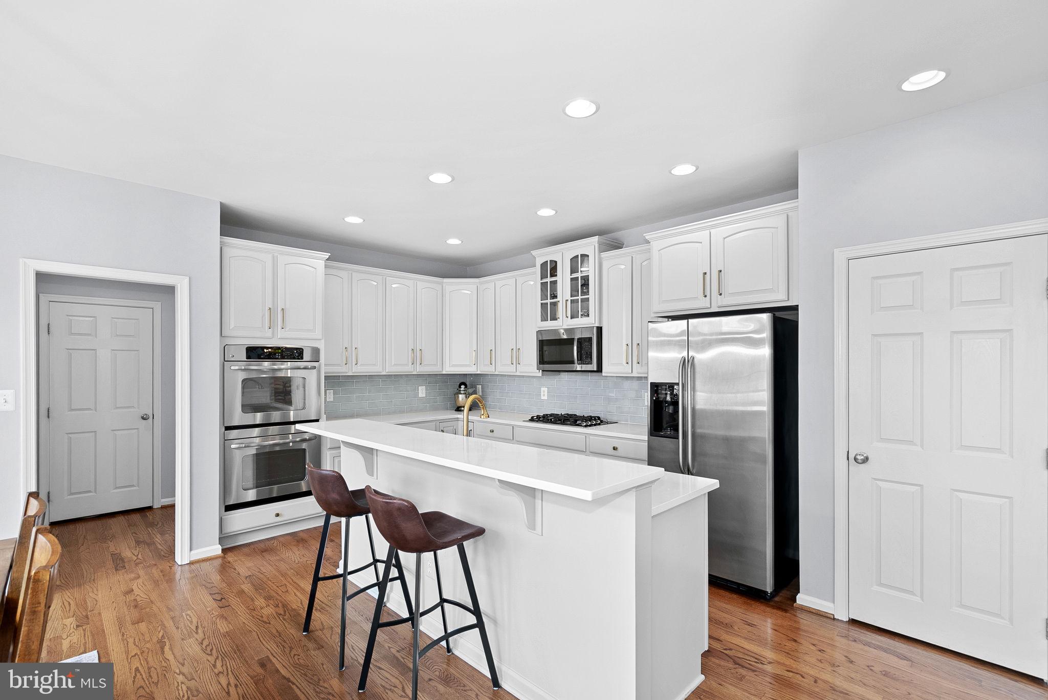 LITTLE RIVER COMMONS - Residential