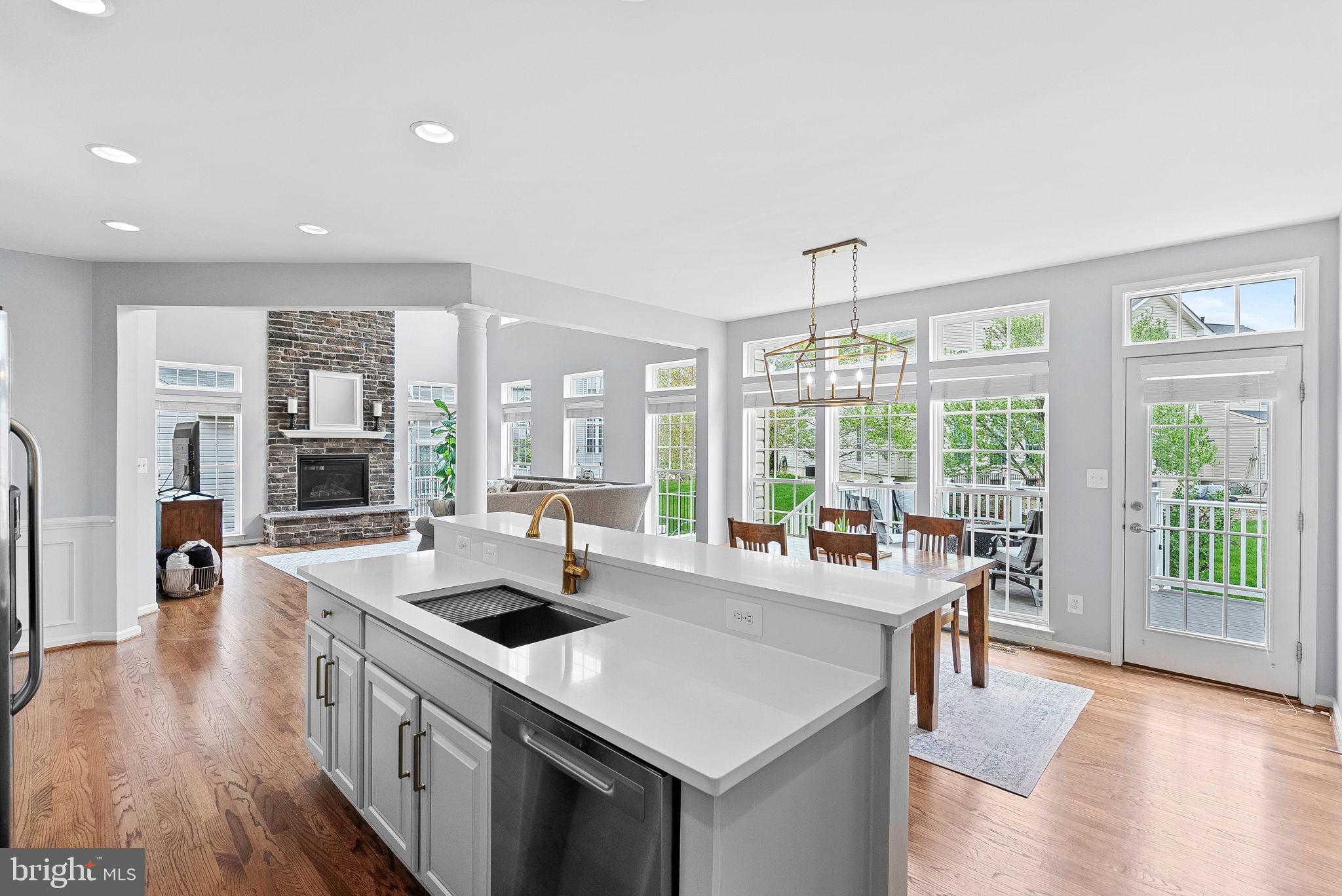 LITTLE RIVER COMMONS - Residential