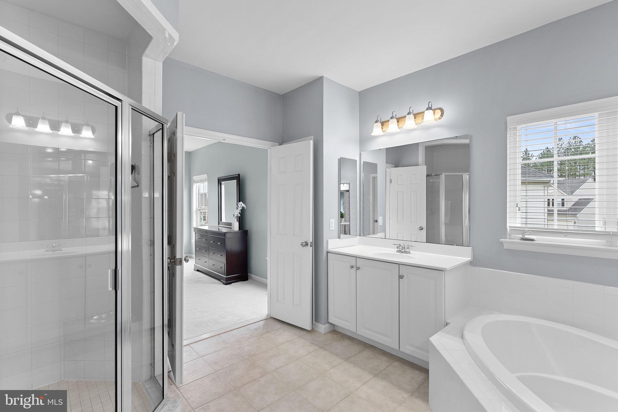 LITTLE RIVER COMMONS - Residential